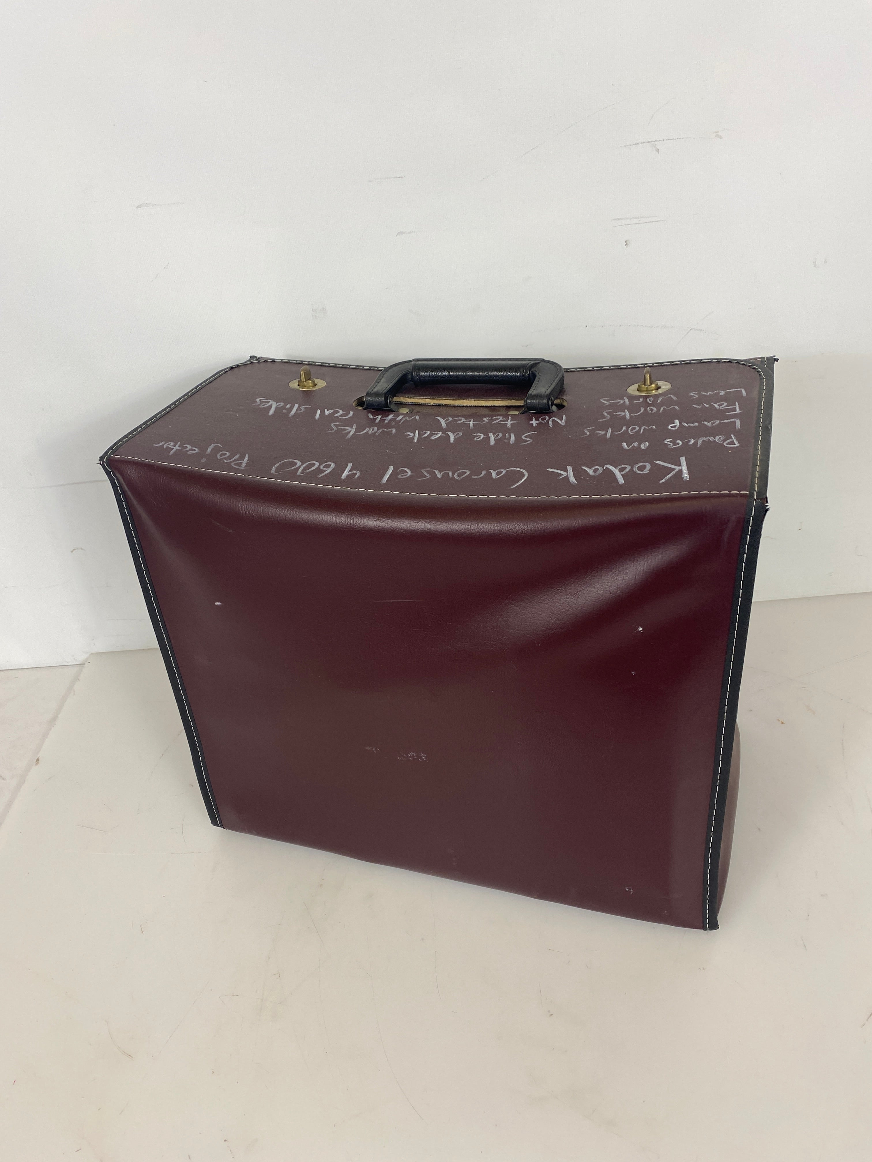 Kodak 4600 Carousel Slide Projector w/ Case Slide Projection Lens