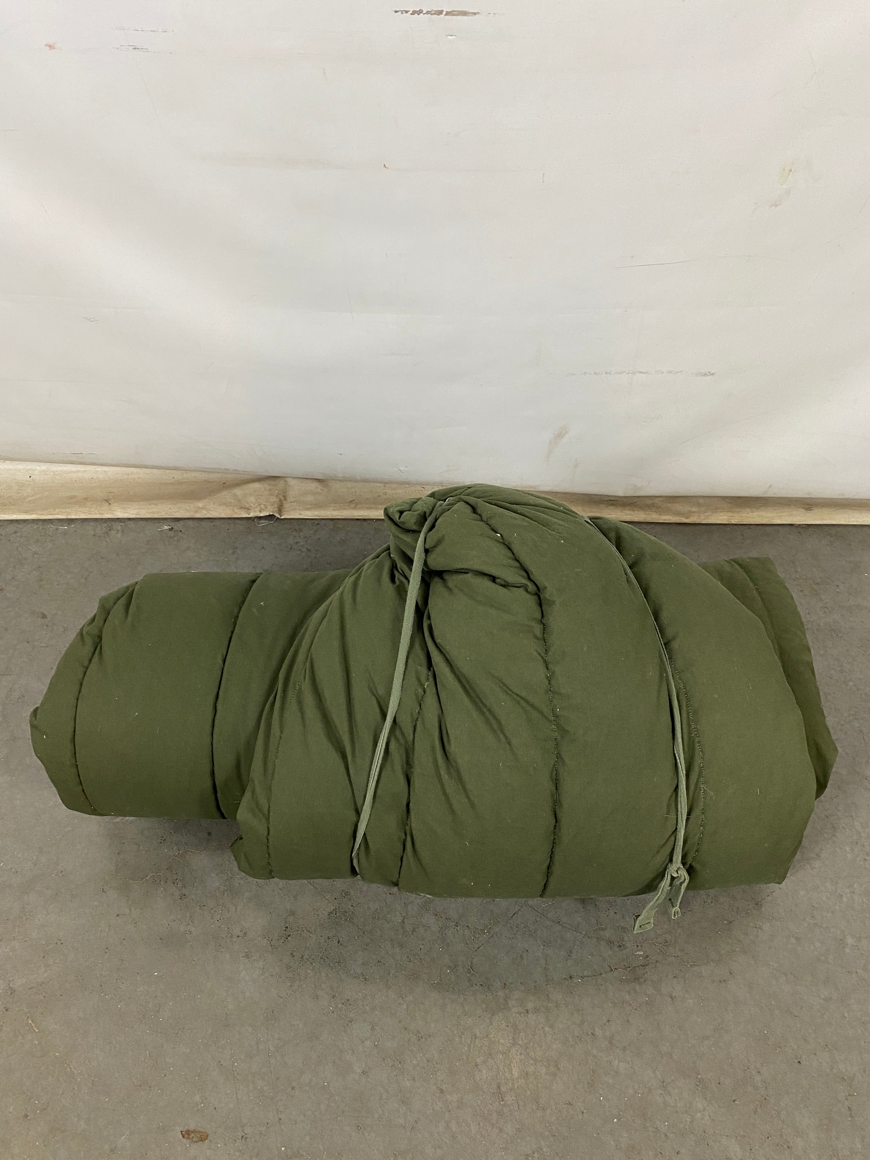 U.S. Extreme Cold Mummy Sleeping Bag