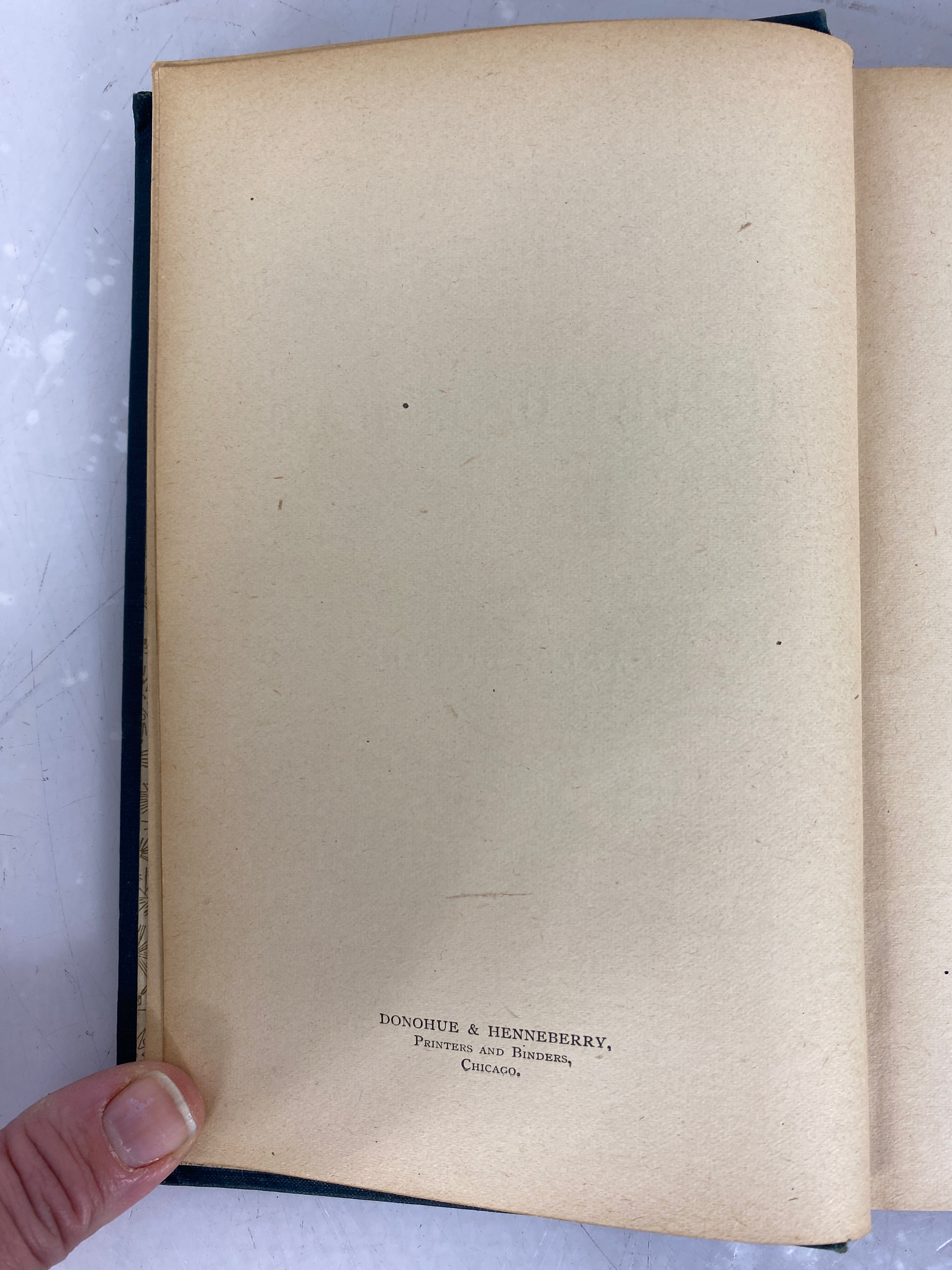 A Child's History of England Dickens/Knickerbocker's History of New York Irving