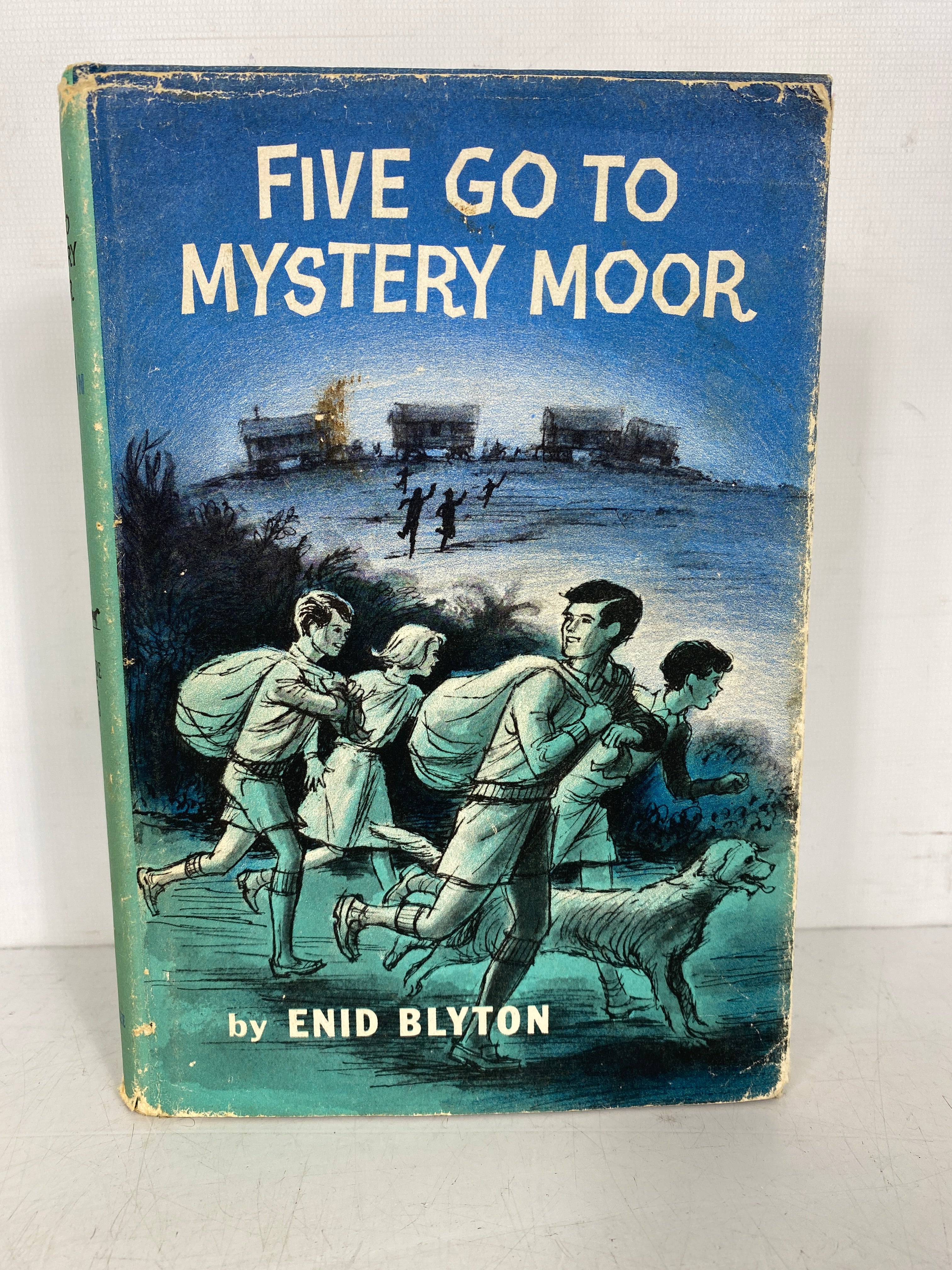 Five Go To Mystery Moor by Enid Blyton 1963 Vintage "Famous Five" HCDJ