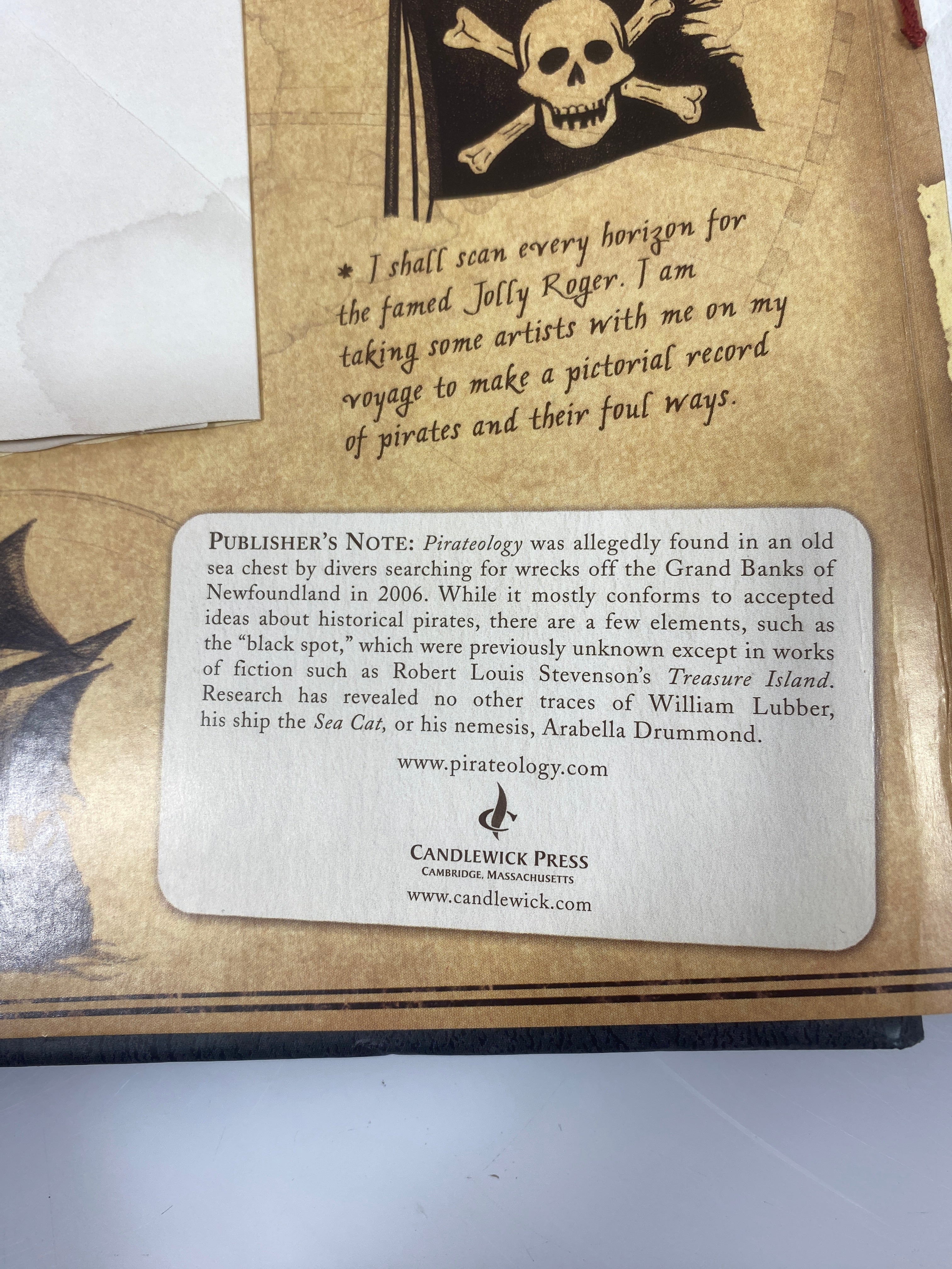 Lot of 2: Pirateology & Egyptology 2004-06 HC