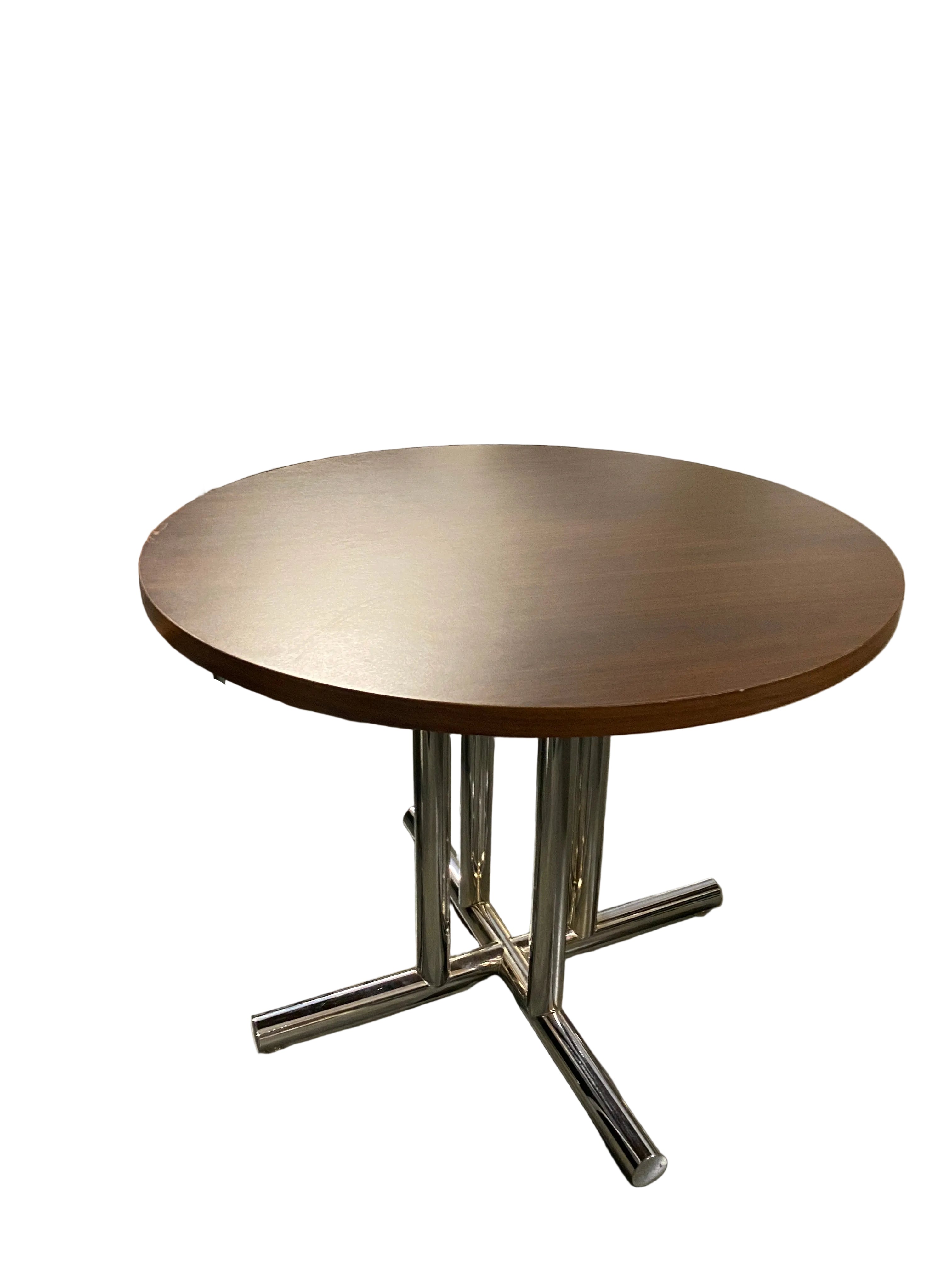 Dark Oak Round Table