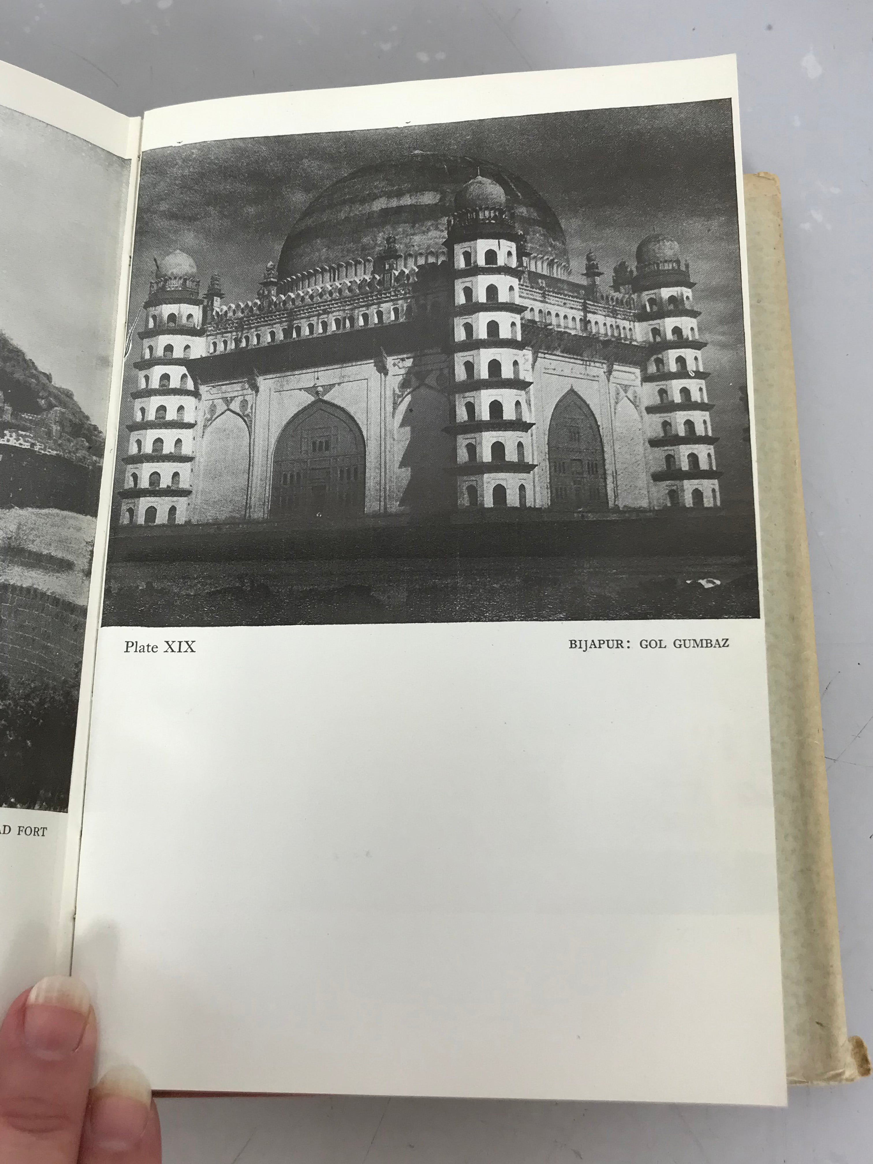 A History of South India by Nilakanta Sastri 1966 HC DJ