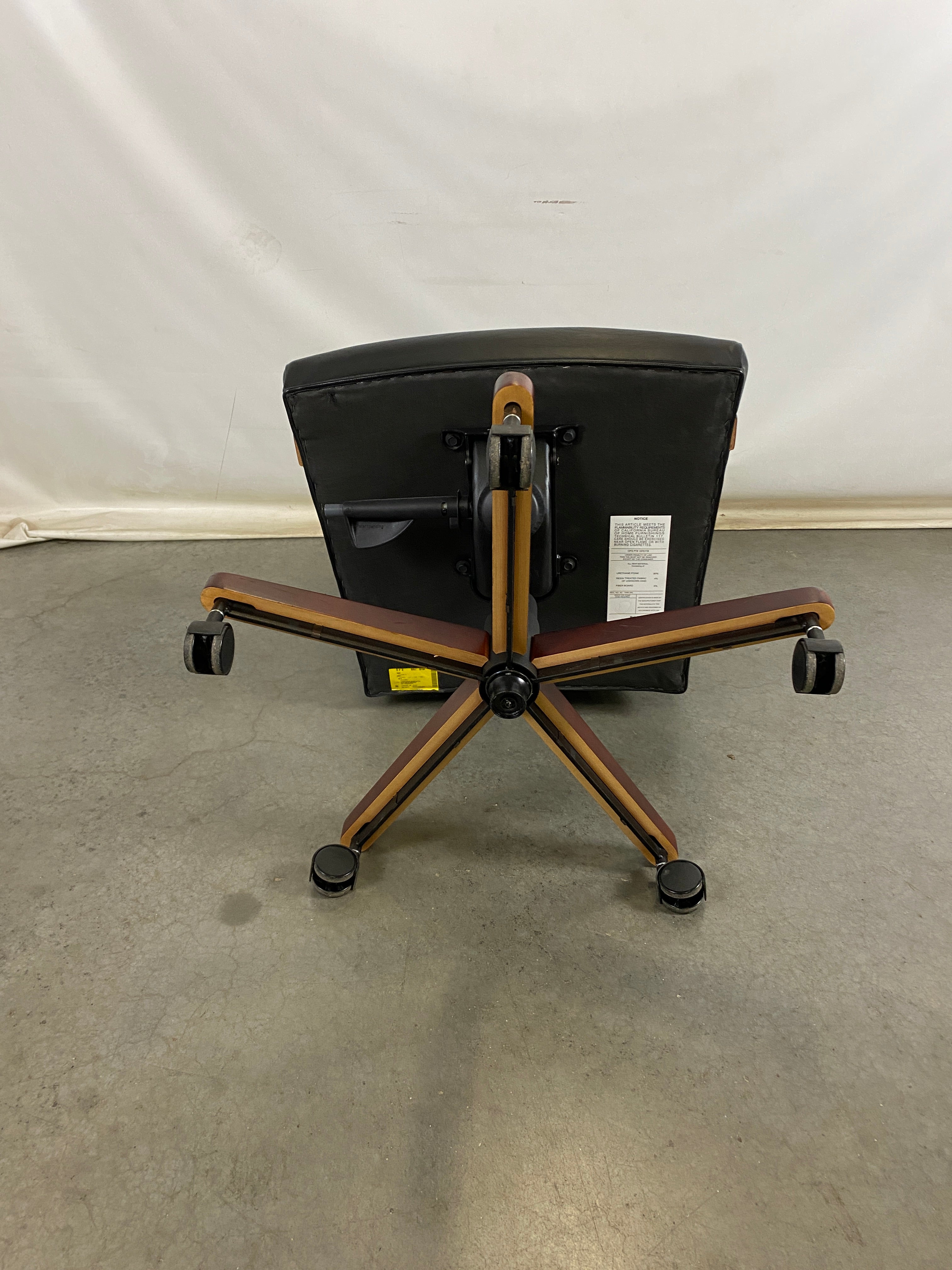 Styline Industries Black Leather Upholstered Office Chair