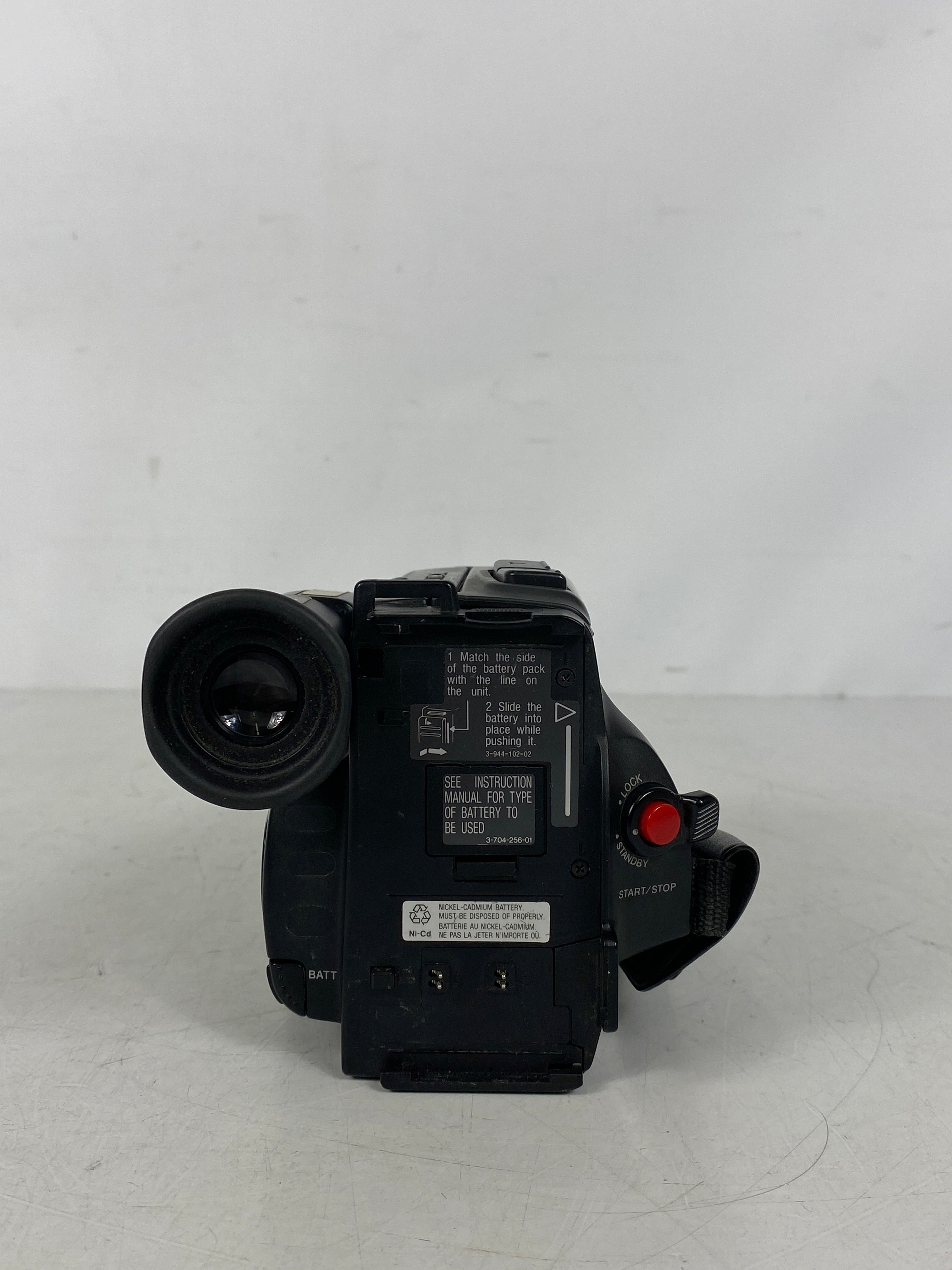 Sony CCD-TR77 Video Camera Recorder