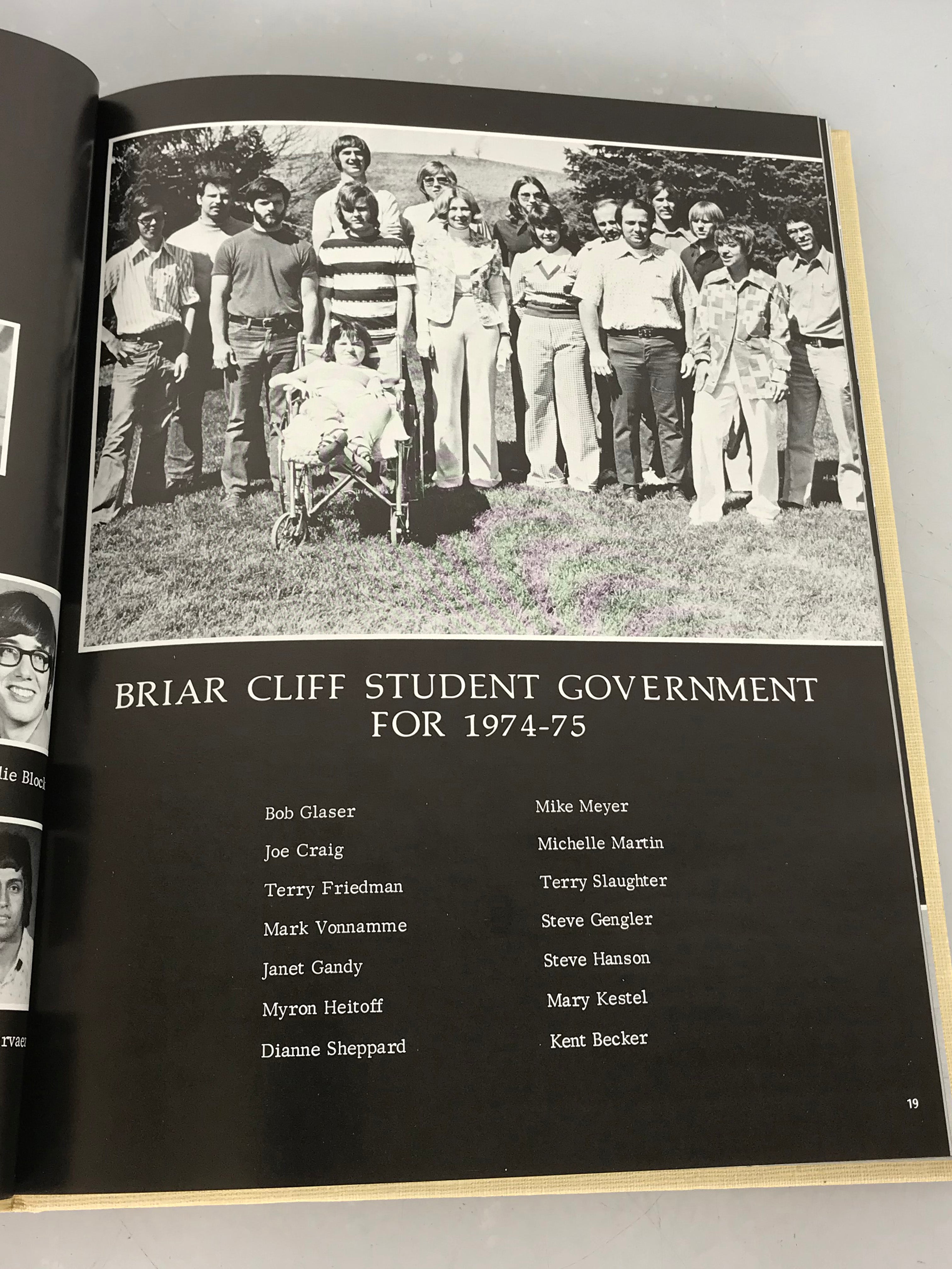 1974 (Conspectus) Briar Cliff College Yearbook Sioux City Iowa