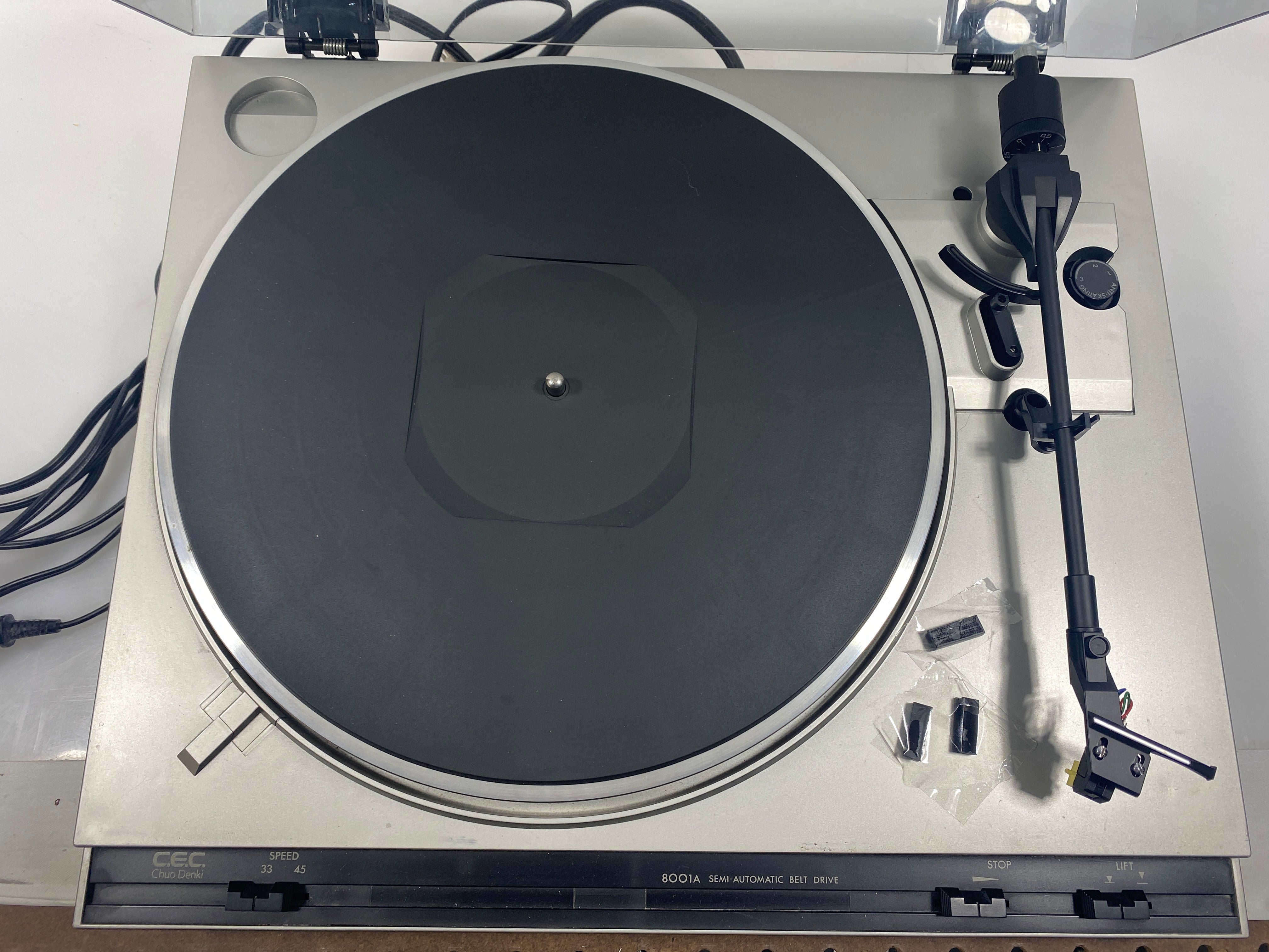 CEC Chuo Denki Turntable Record Player 8001A