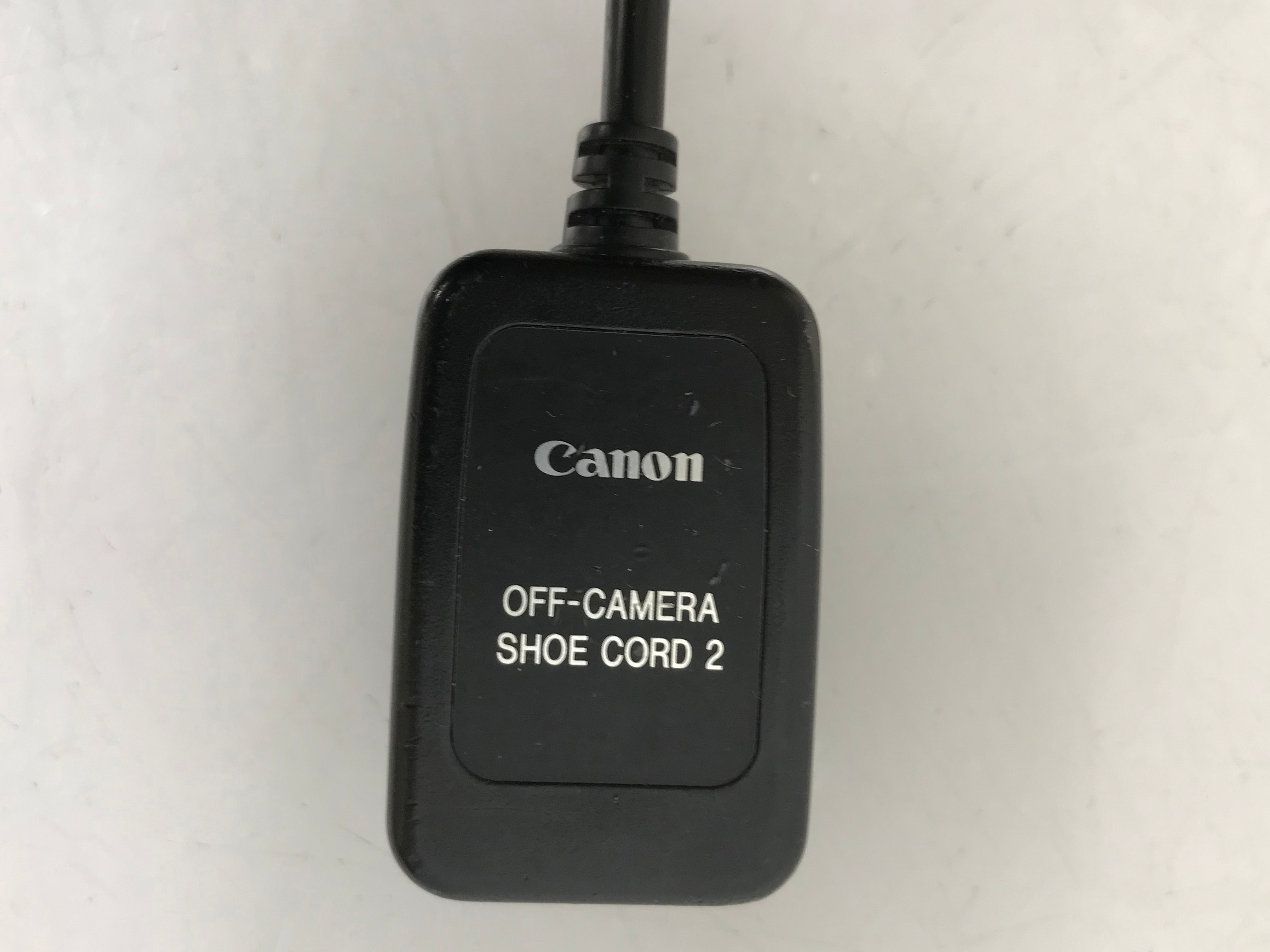 Canon Off Camera Shoe Cord 2 w/ Flash Bracket
