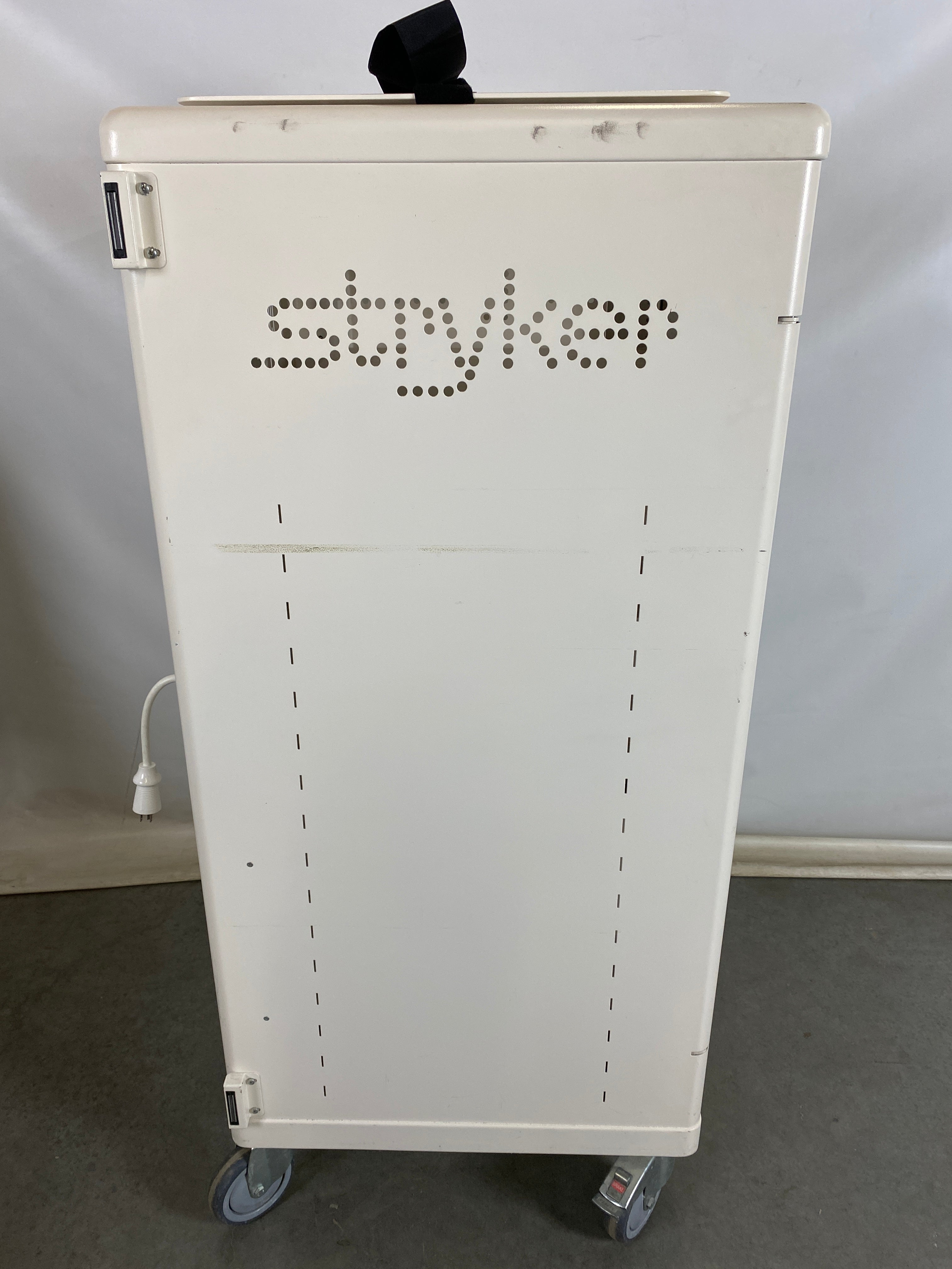 Stryker Endoscopy Cart