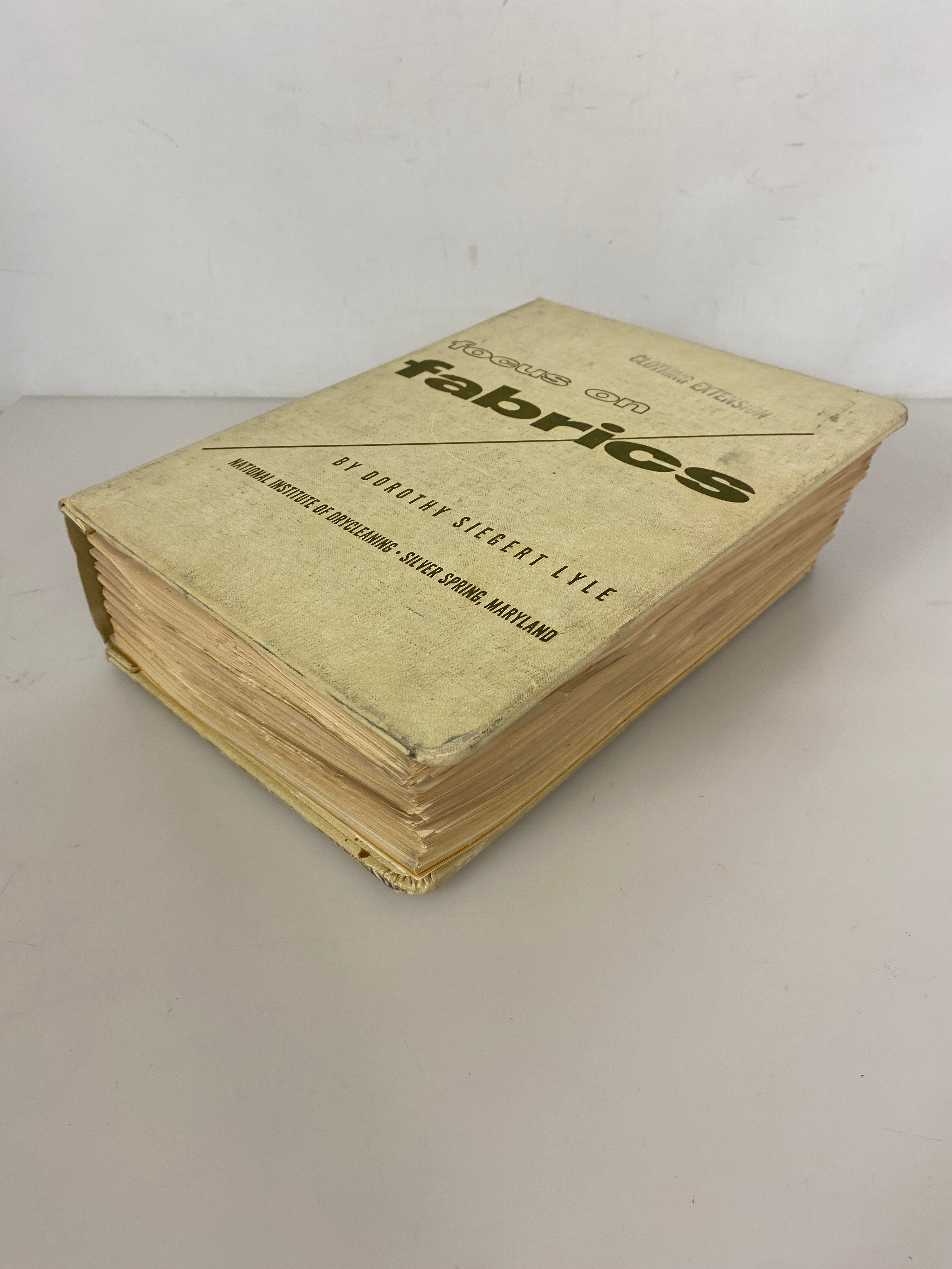 Focus on Fabrics Dorothy Siegert Lyle Drycleaning 1958 HC