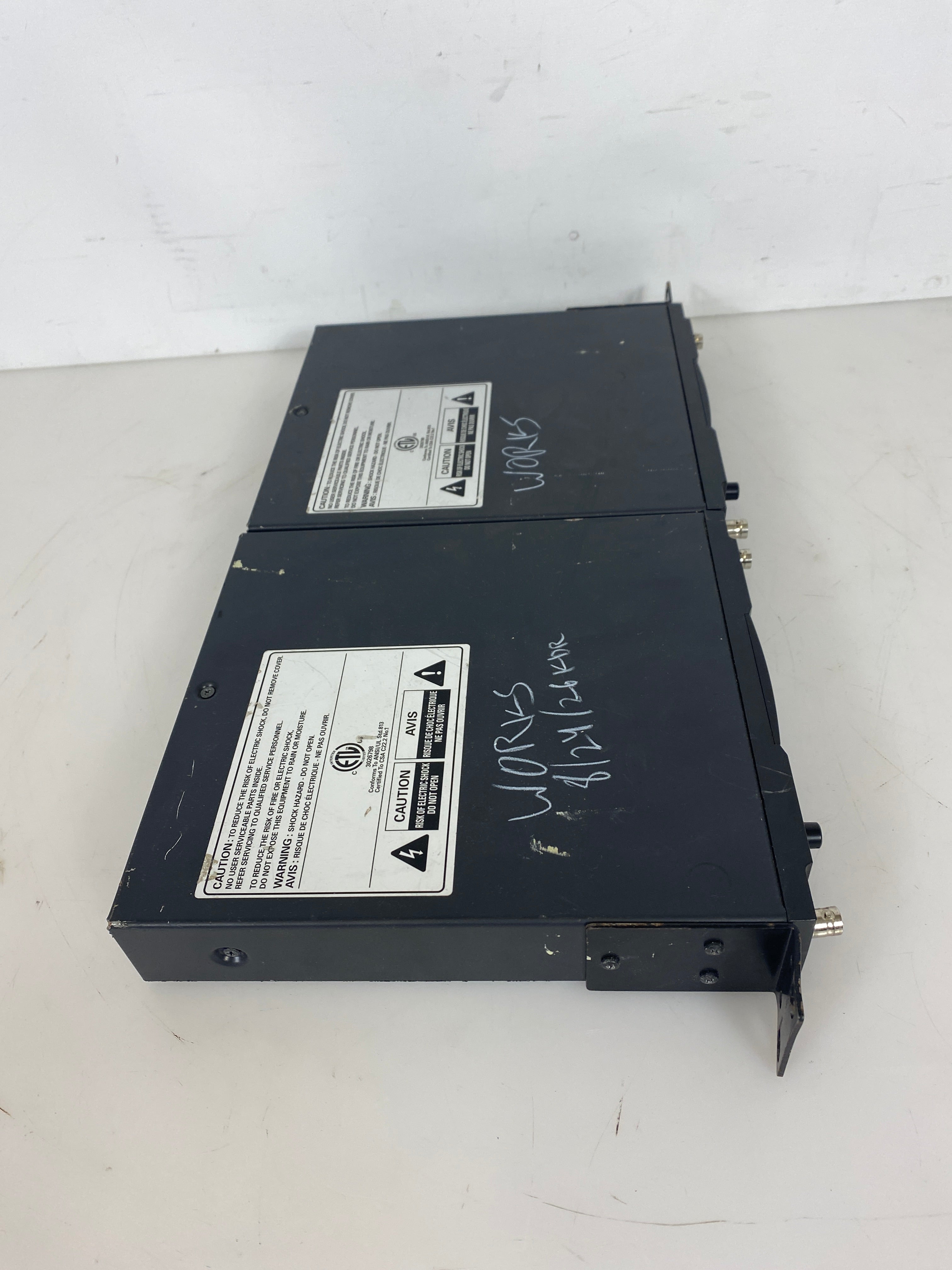 Set of 2 Audio-Technica AEW-R4100 UHF Synthesized Diversity Receiver