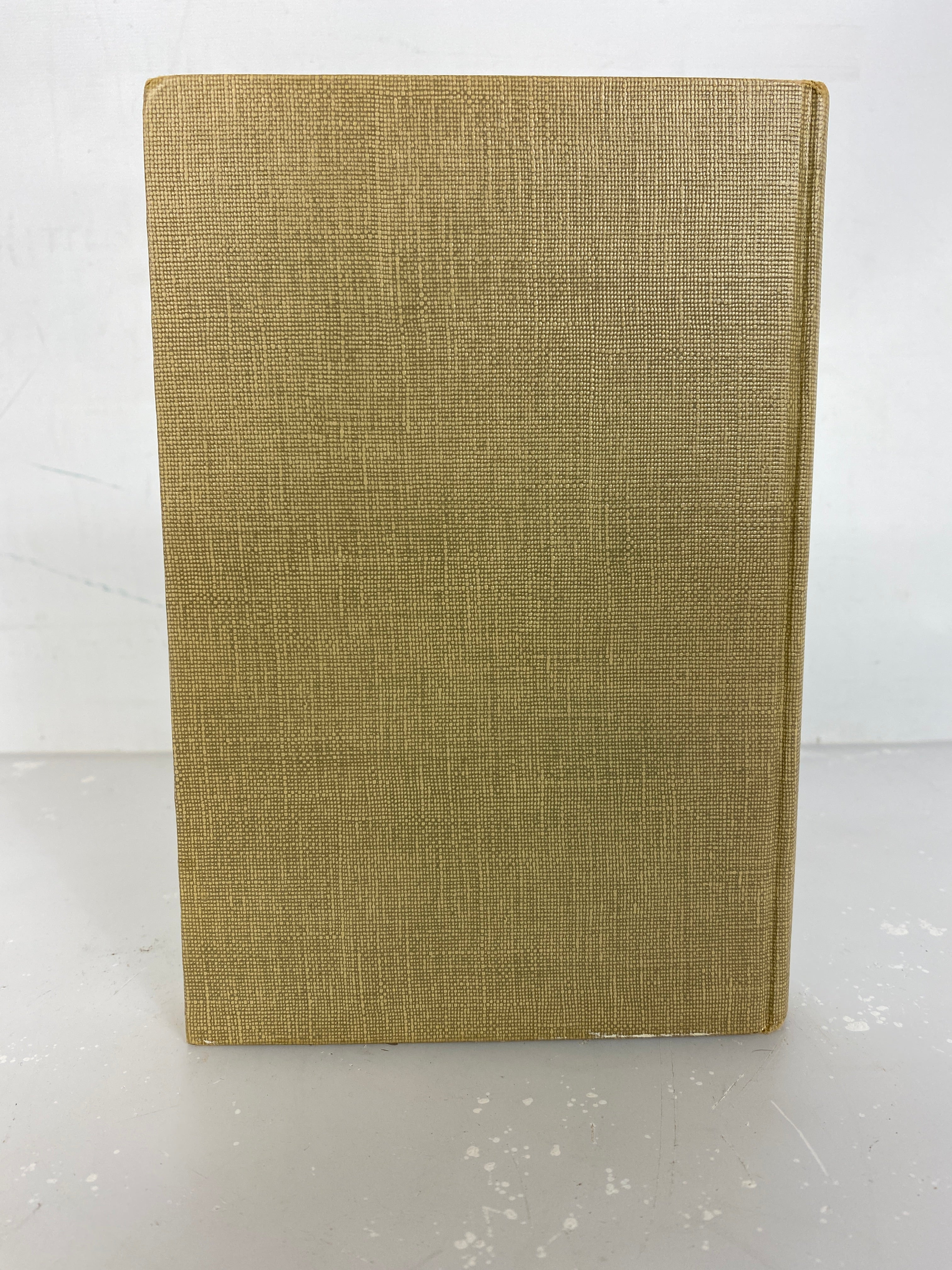 Living off the Country How to Stay Alive in the Woods by Bradford Angier 1959 HC