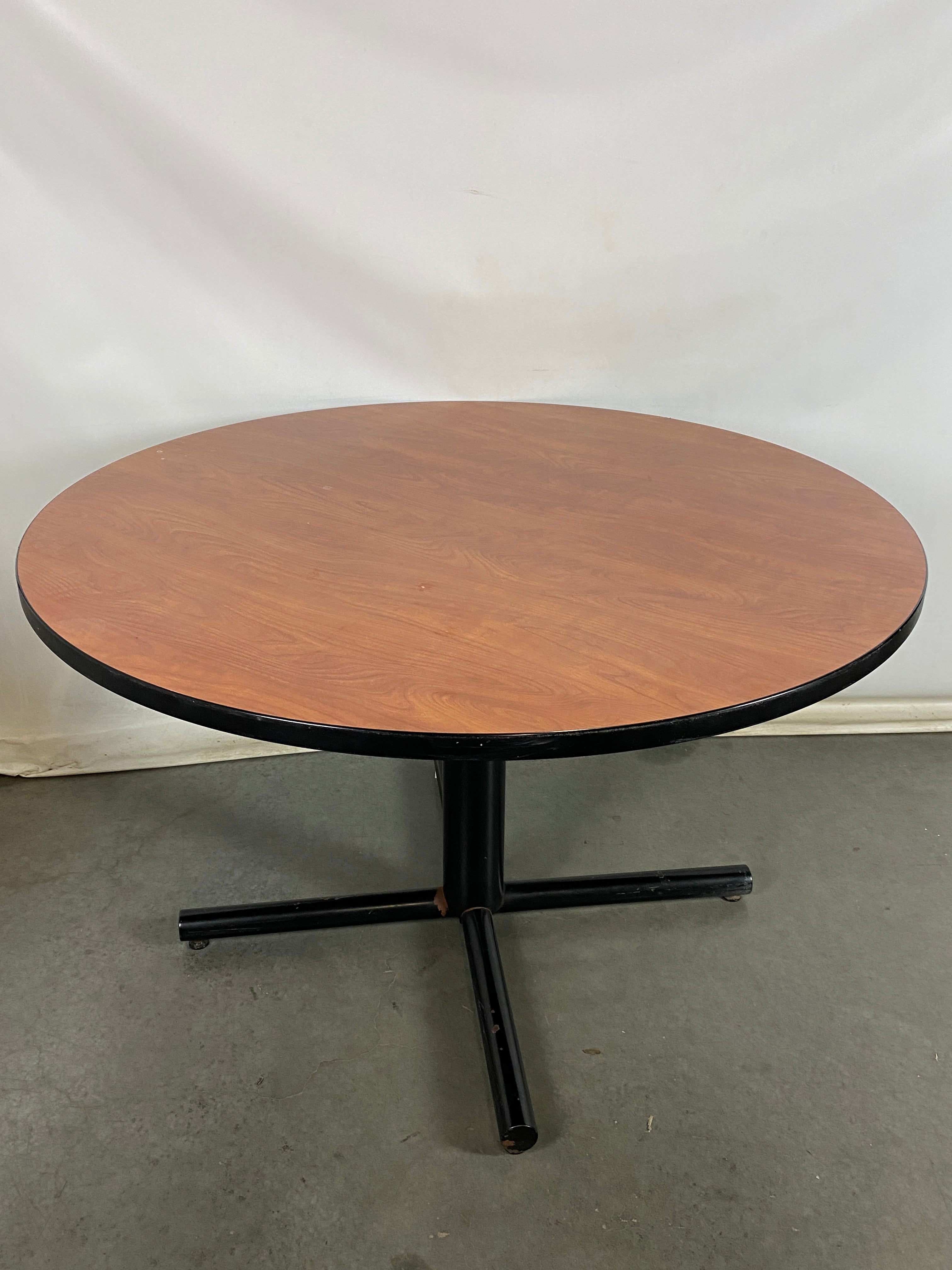 Versteel 48" Diameter Woodgrain Laminate Table