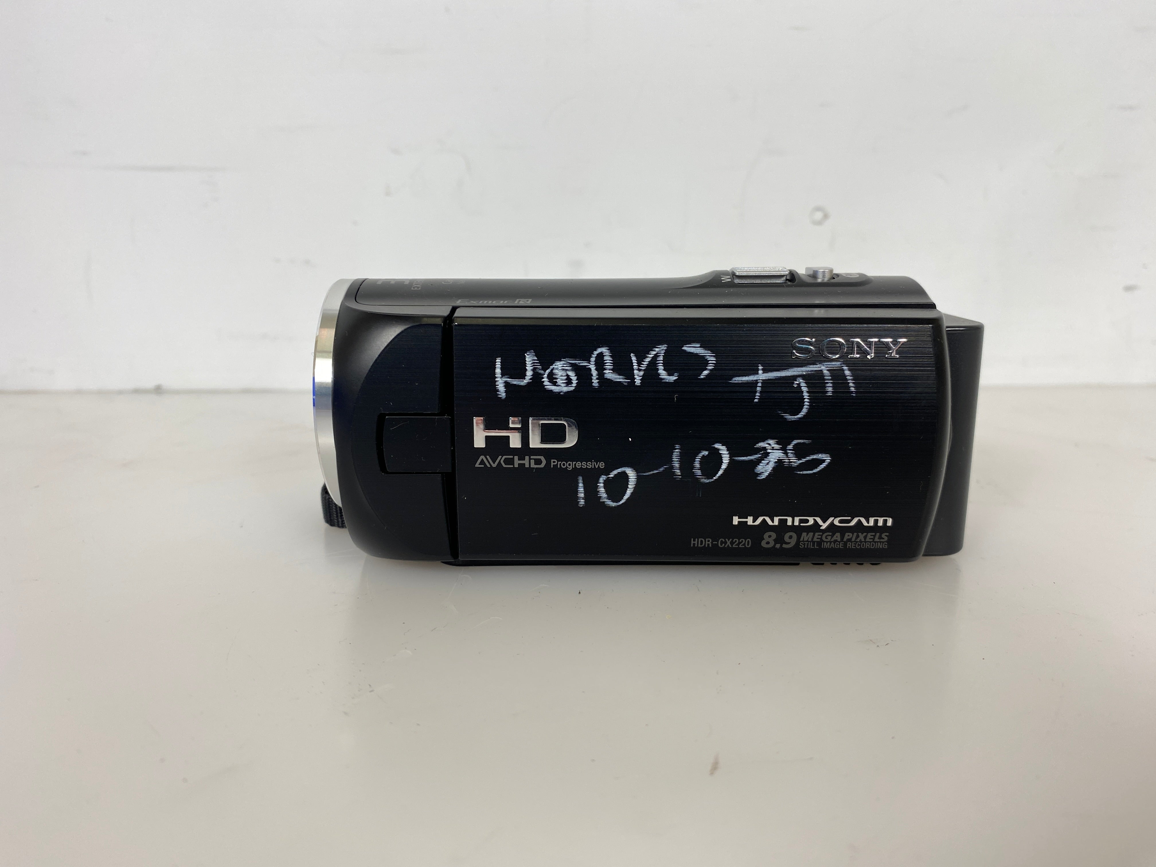 Sony Handcam HDR-CX220