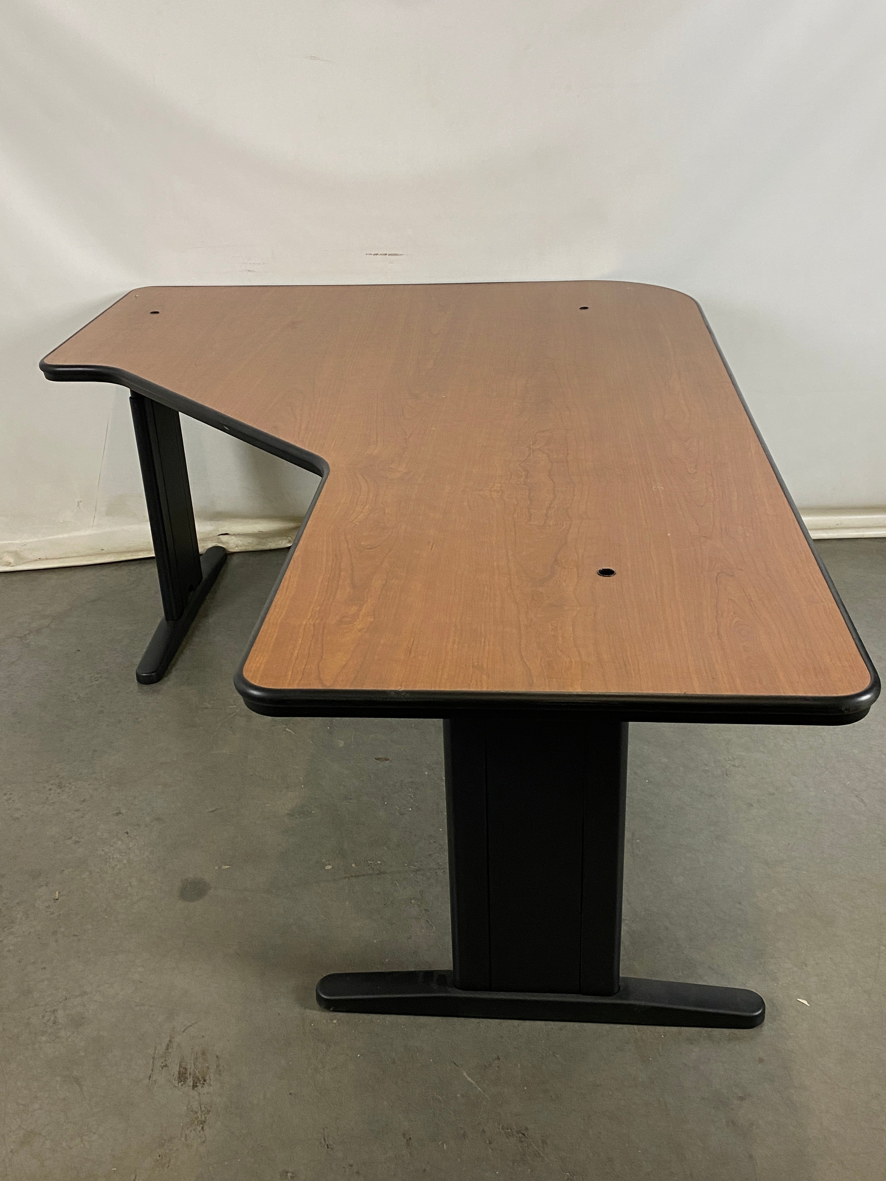 Steelcase Woodgrain Laminate Corner Desk