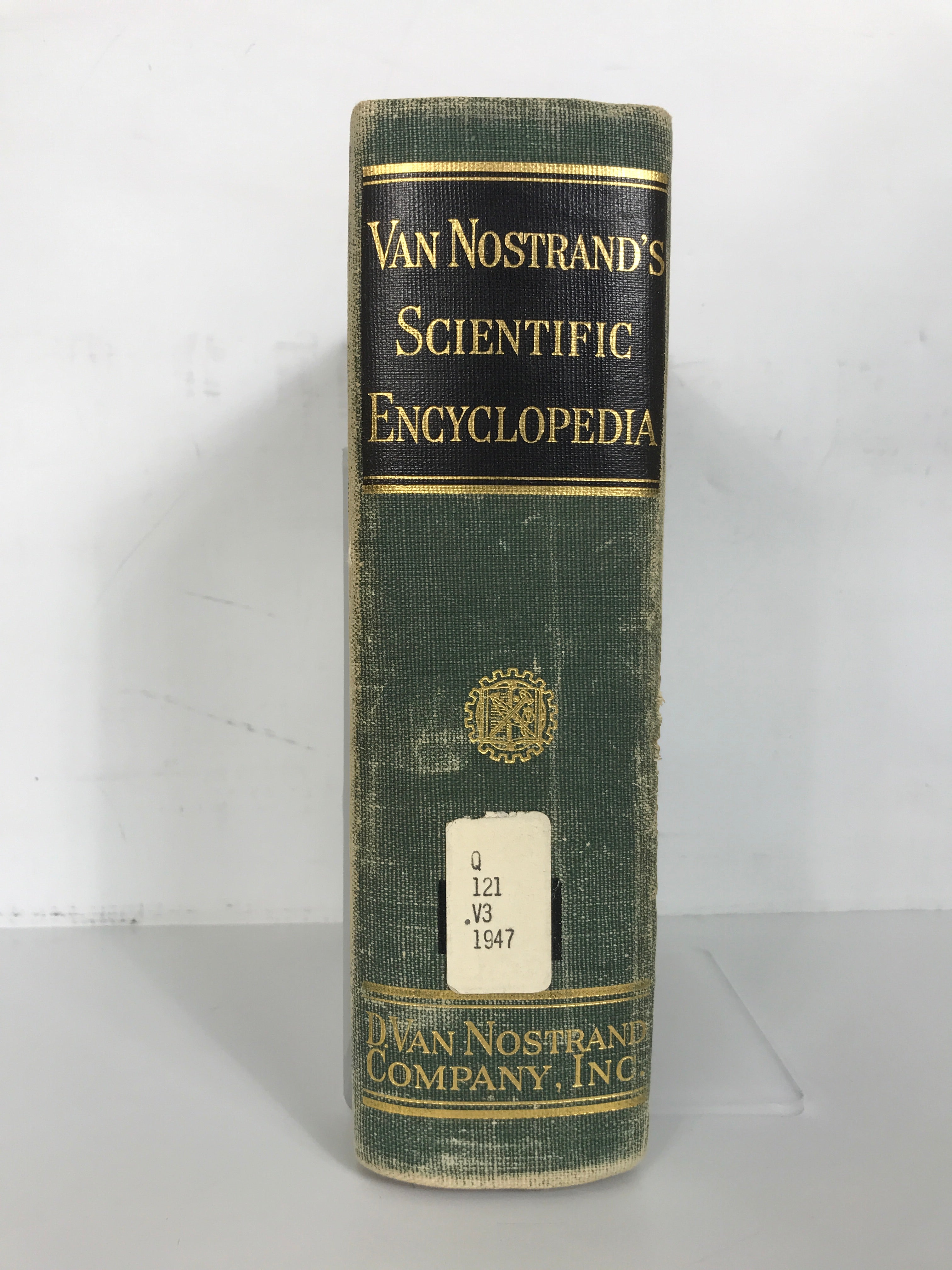 Van Nostrand's Scientific Encyclopedia 1947 HC Ex-Library