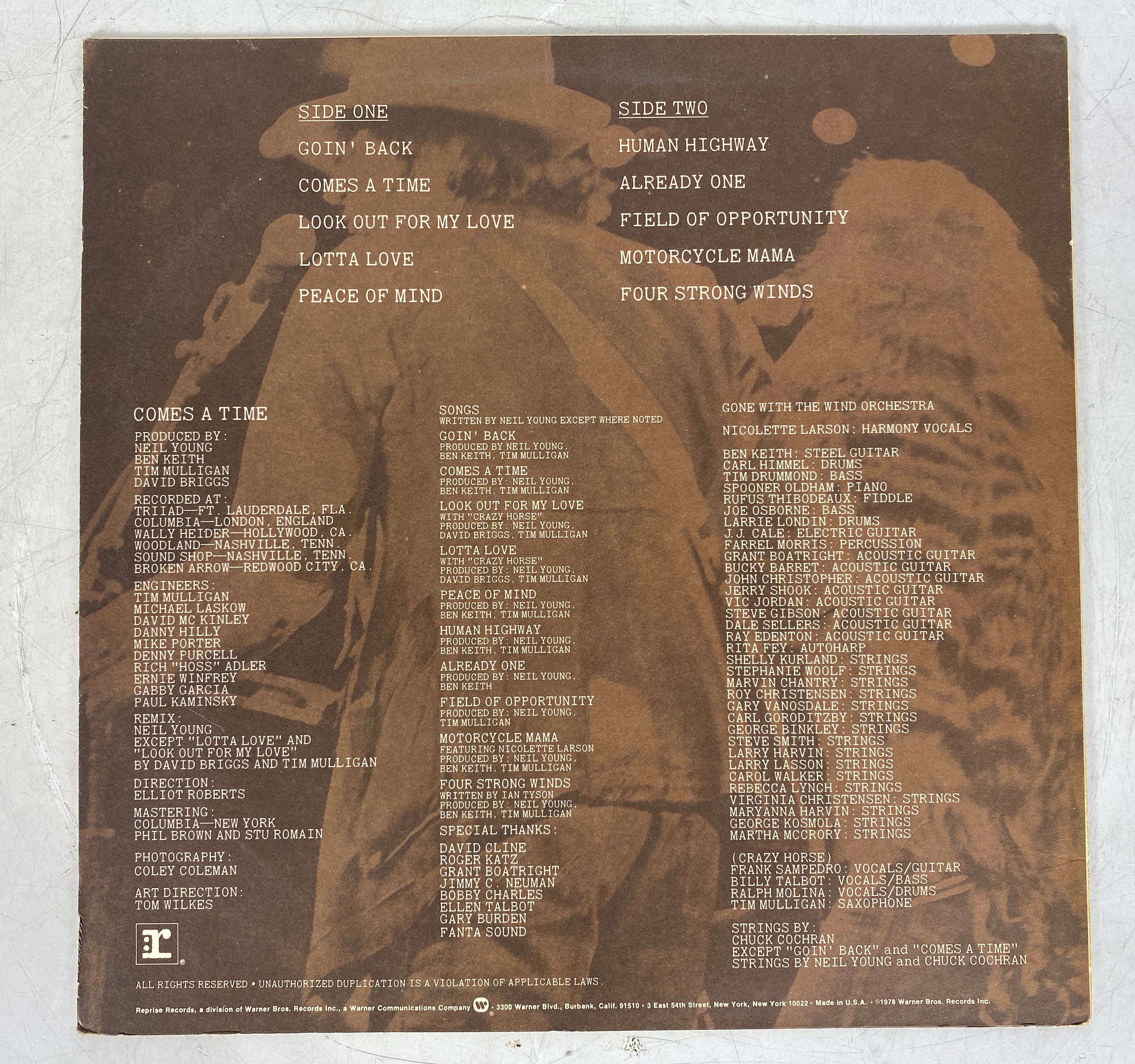 Neil Young Comes a Time (1978) Vinyl Record