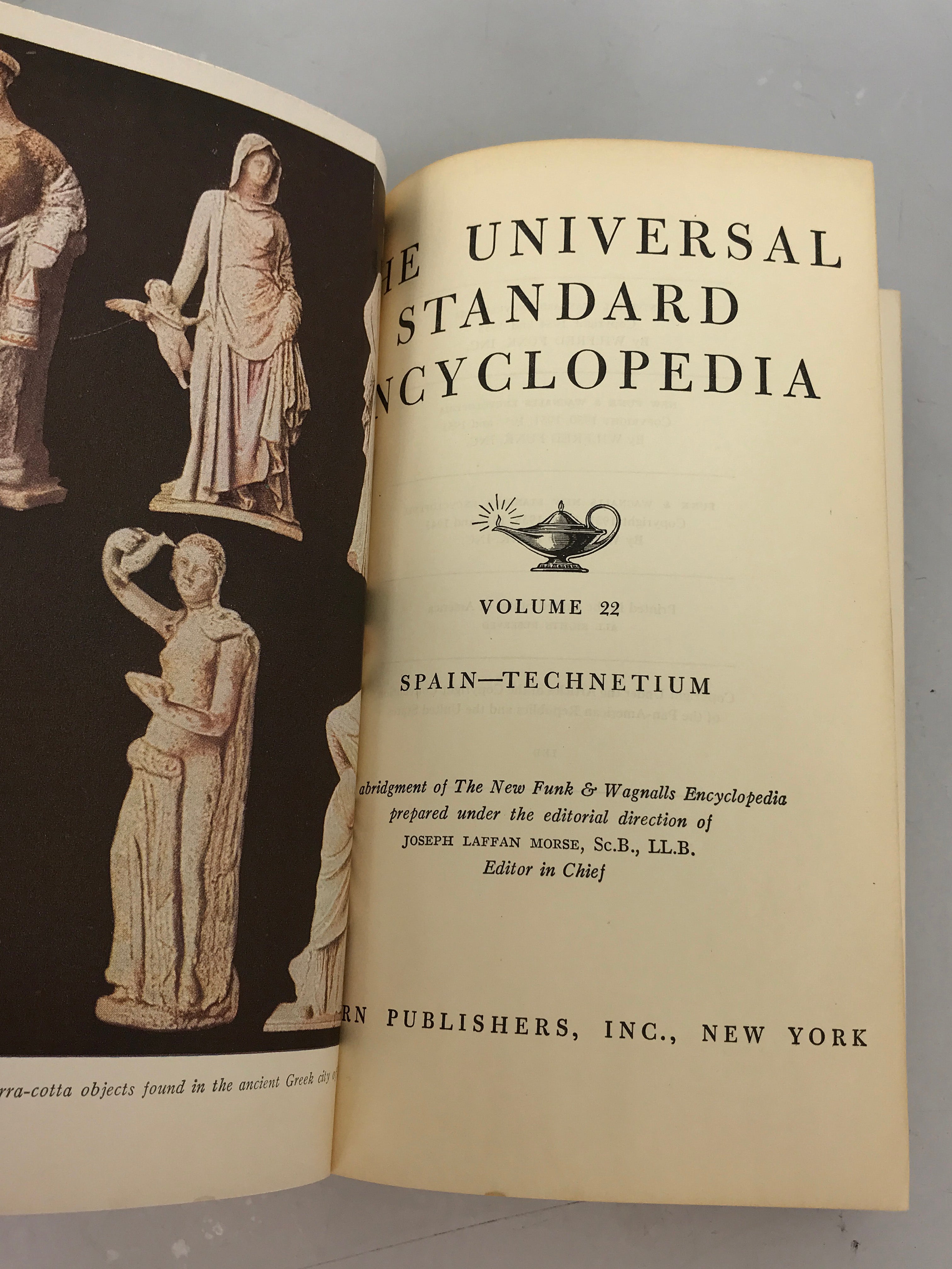 Complete 25 Volume Set Universal Standard Encyclopedia 1954 HC – MSU  Surplus Store