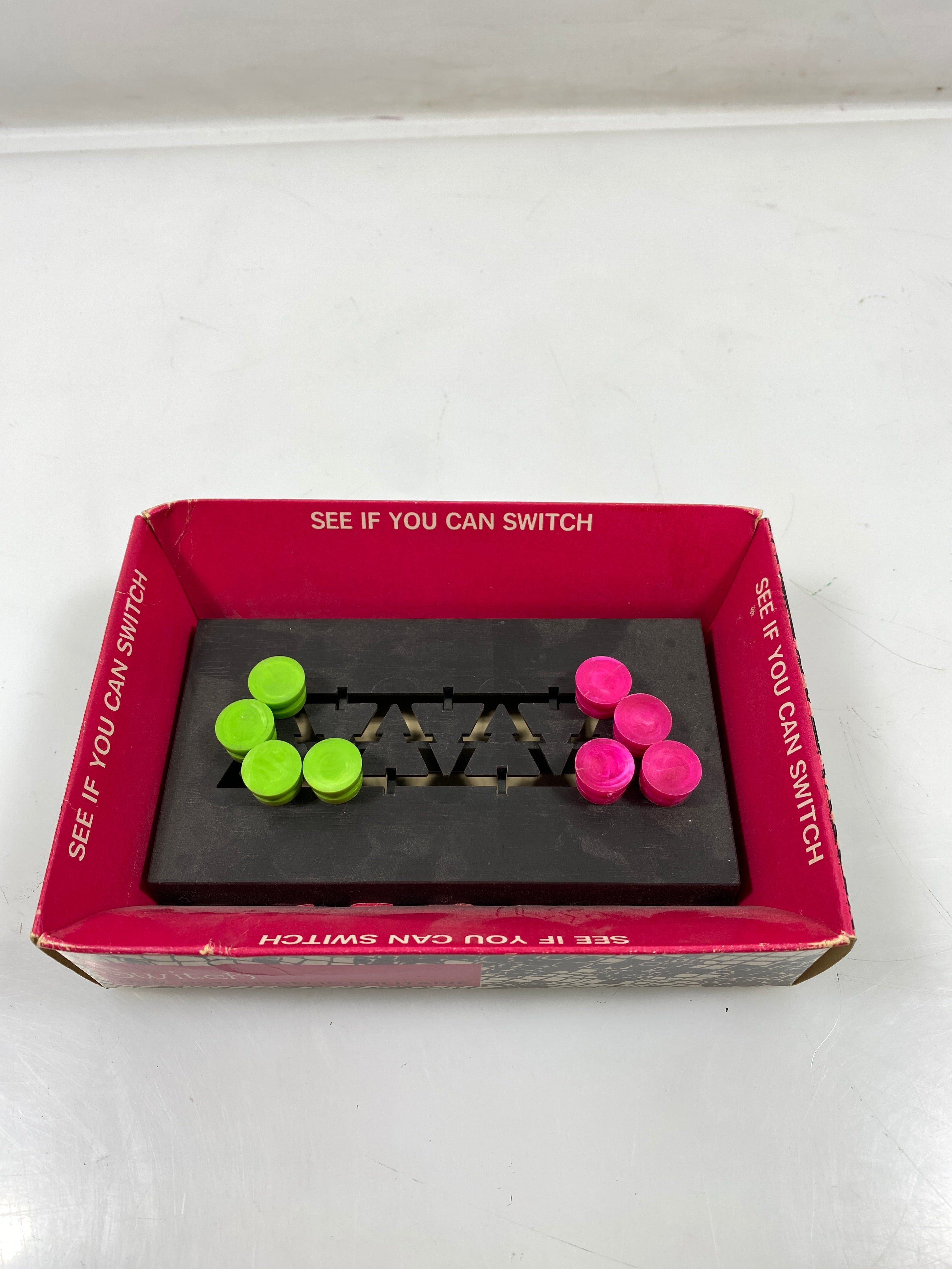 1970 Switch Psychedelic Solitaire Game