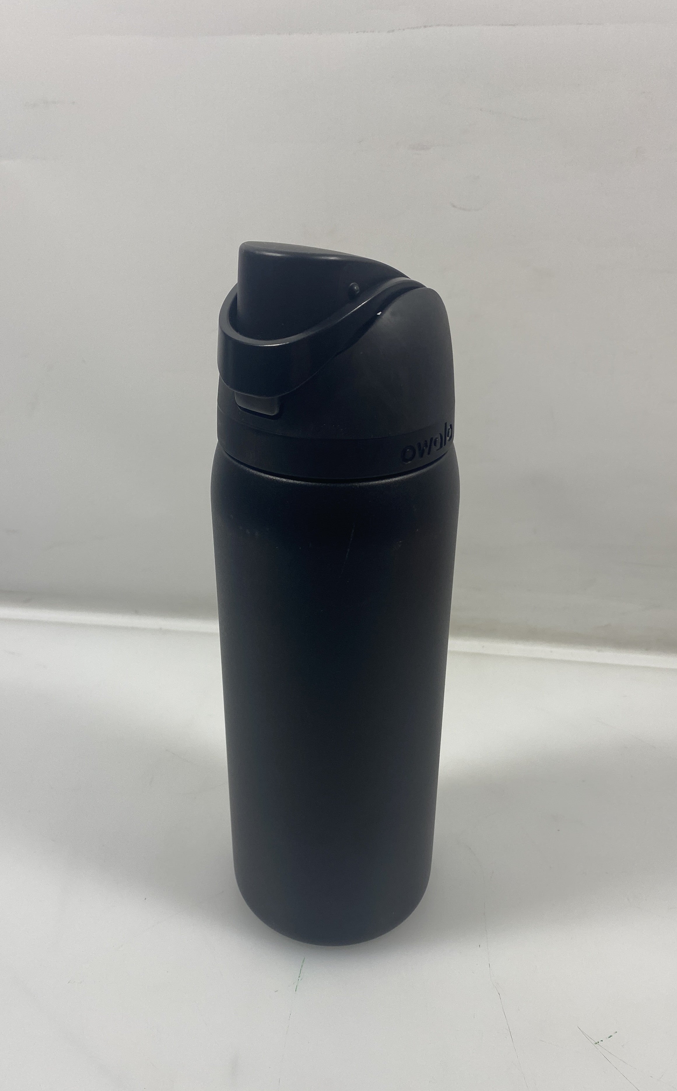 Owala All Black Insulated Water Bottle 30 oz