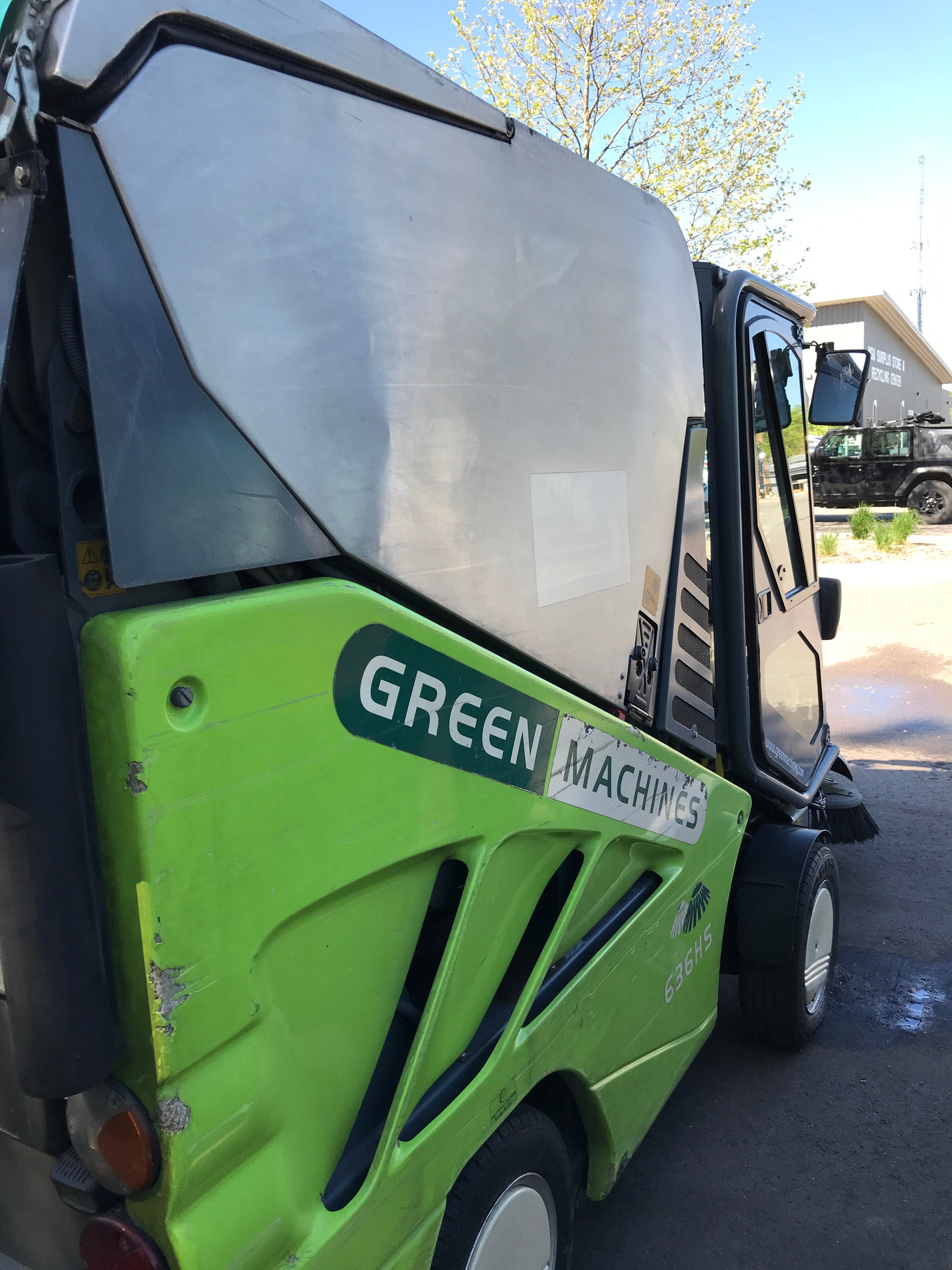 Green Machines Air Sweeper Model 636HS