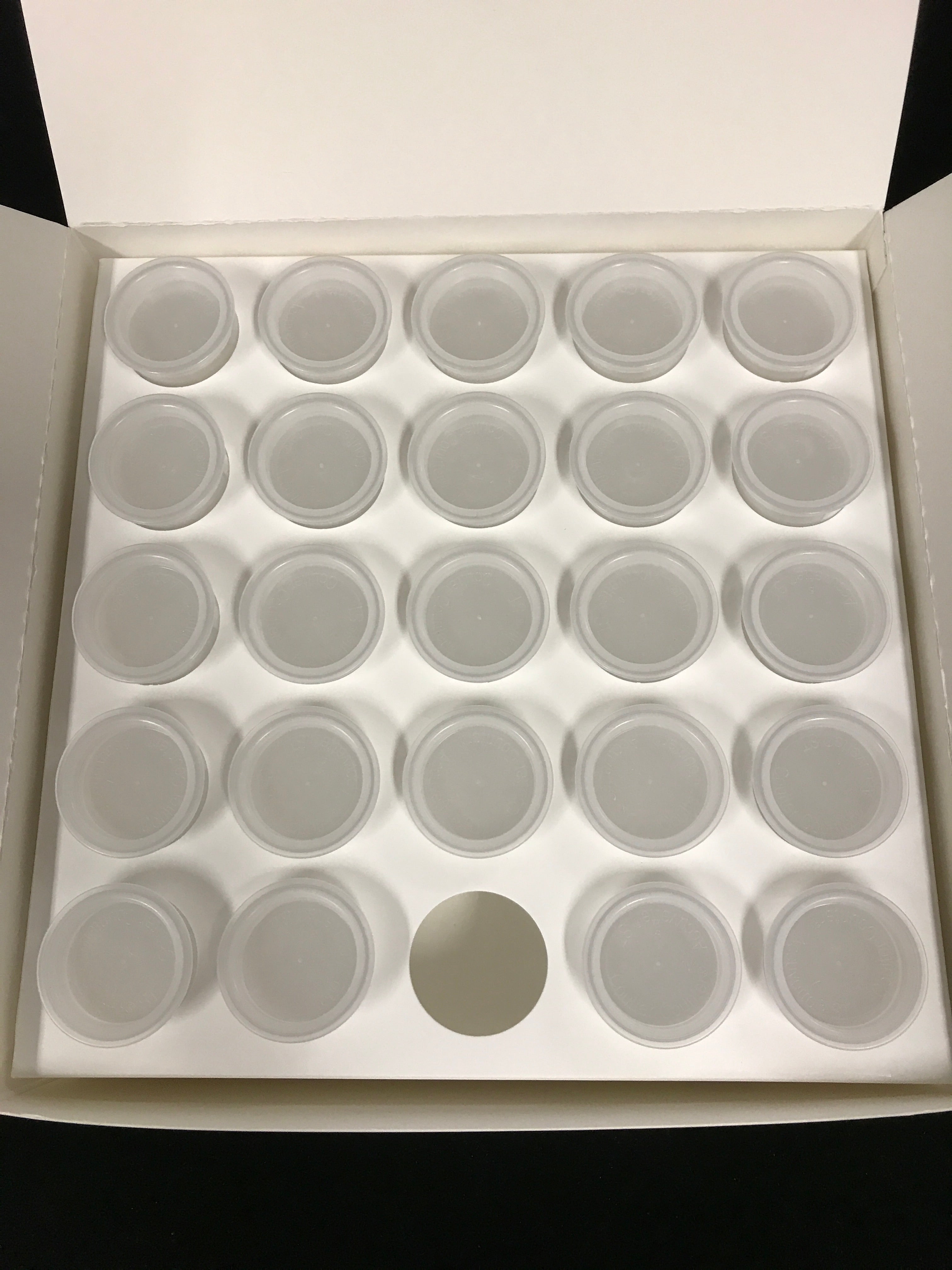 Box of 24 Beckman Coulter Accuvette ST 25mL Sampling Vials and Caps A35471