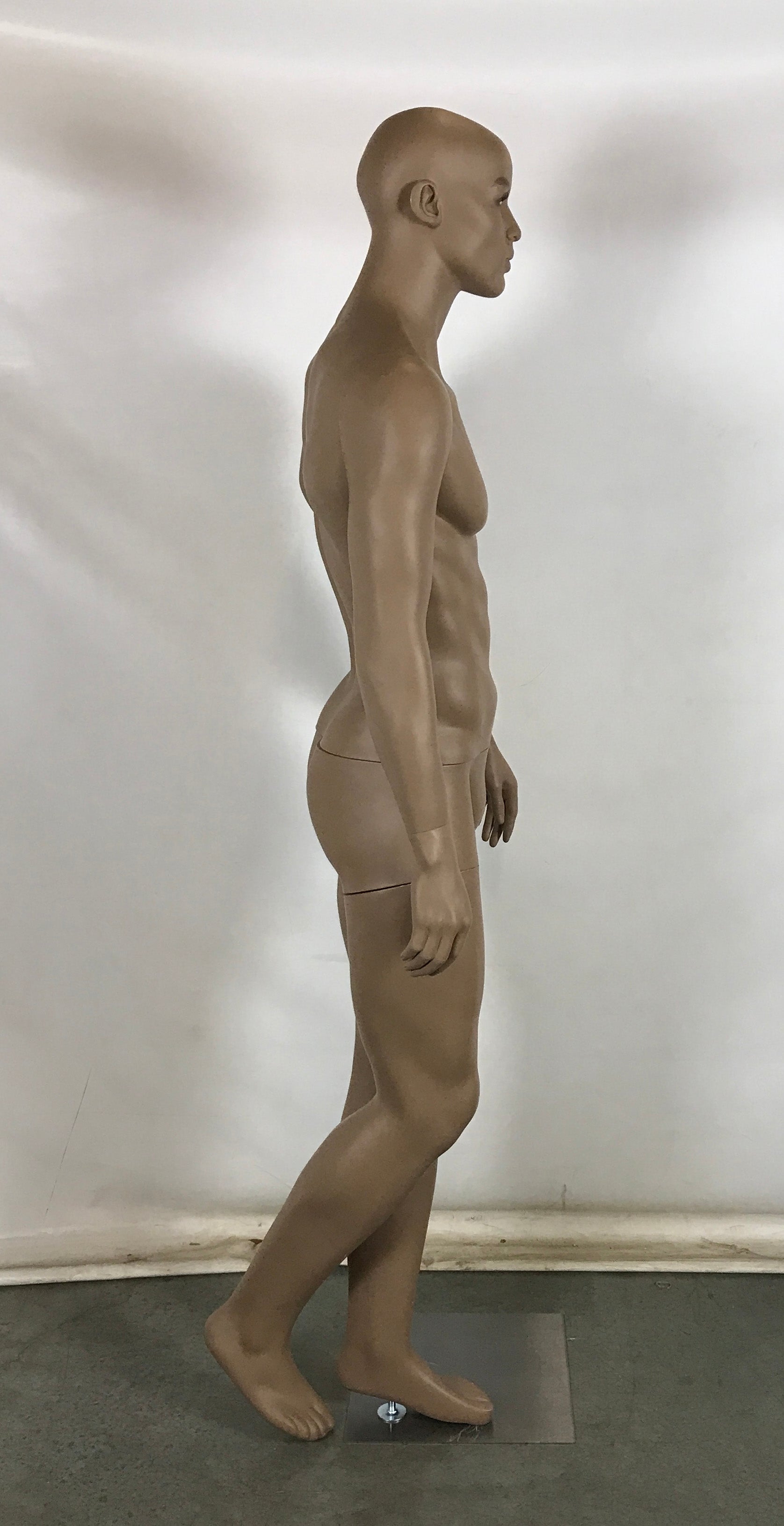 Mannequin with Bent Leg