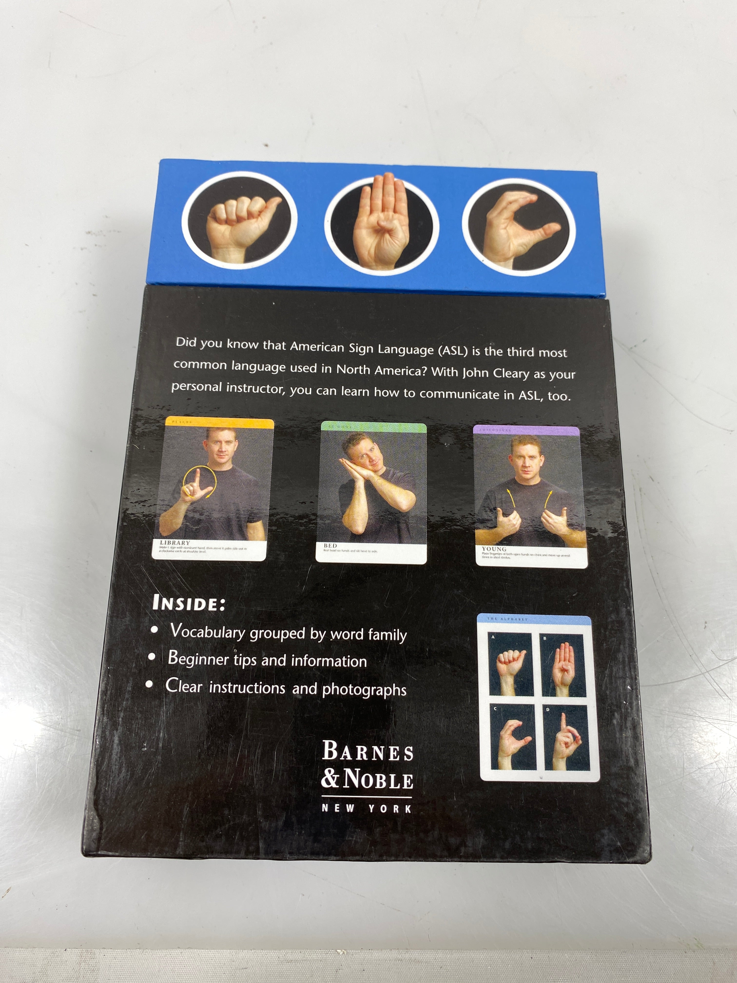 Barnes & Noble New York Learn American Sign Language Flashcards