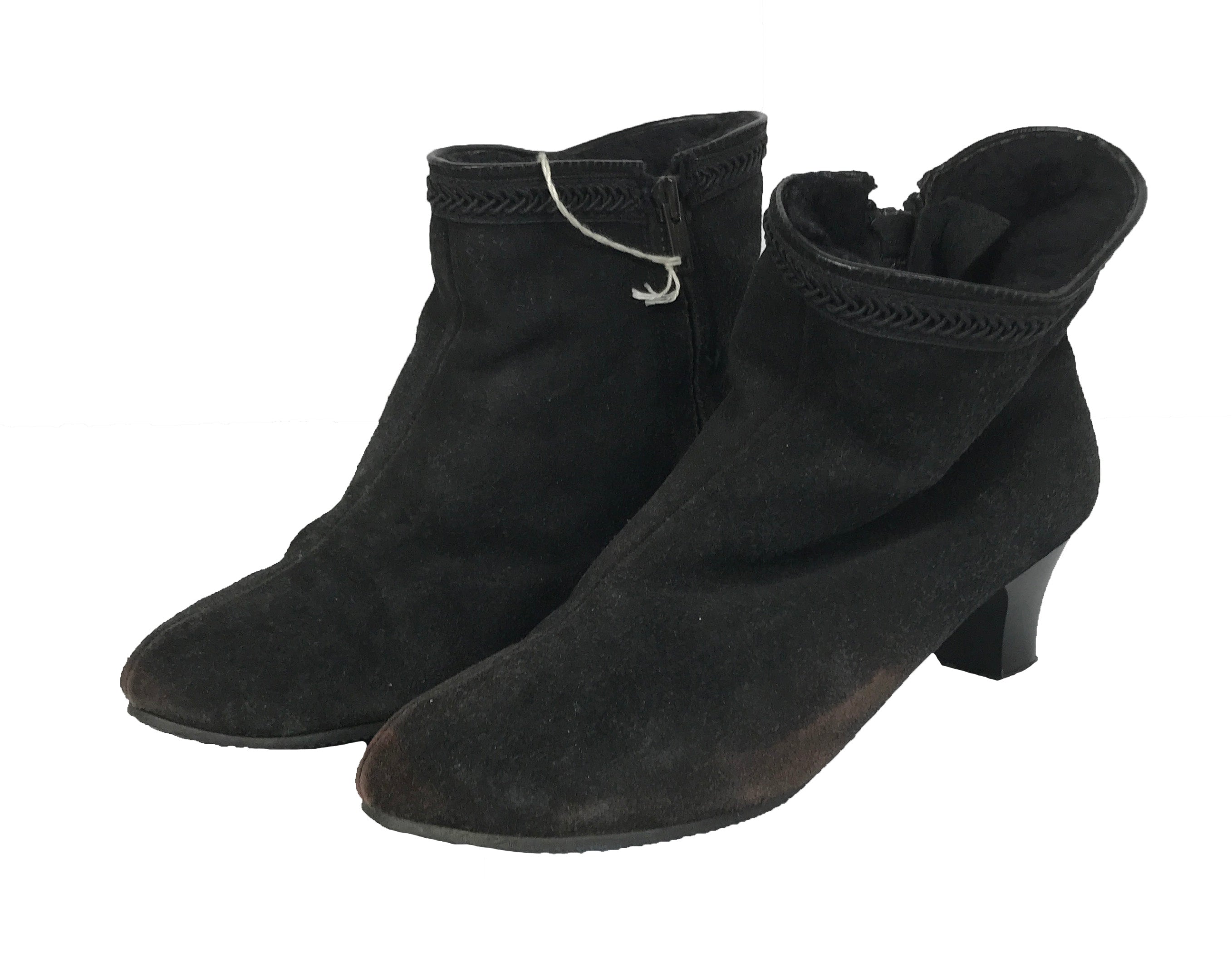 Vintage Black Faux Fur Lined Heeled Boots Women's Size 6