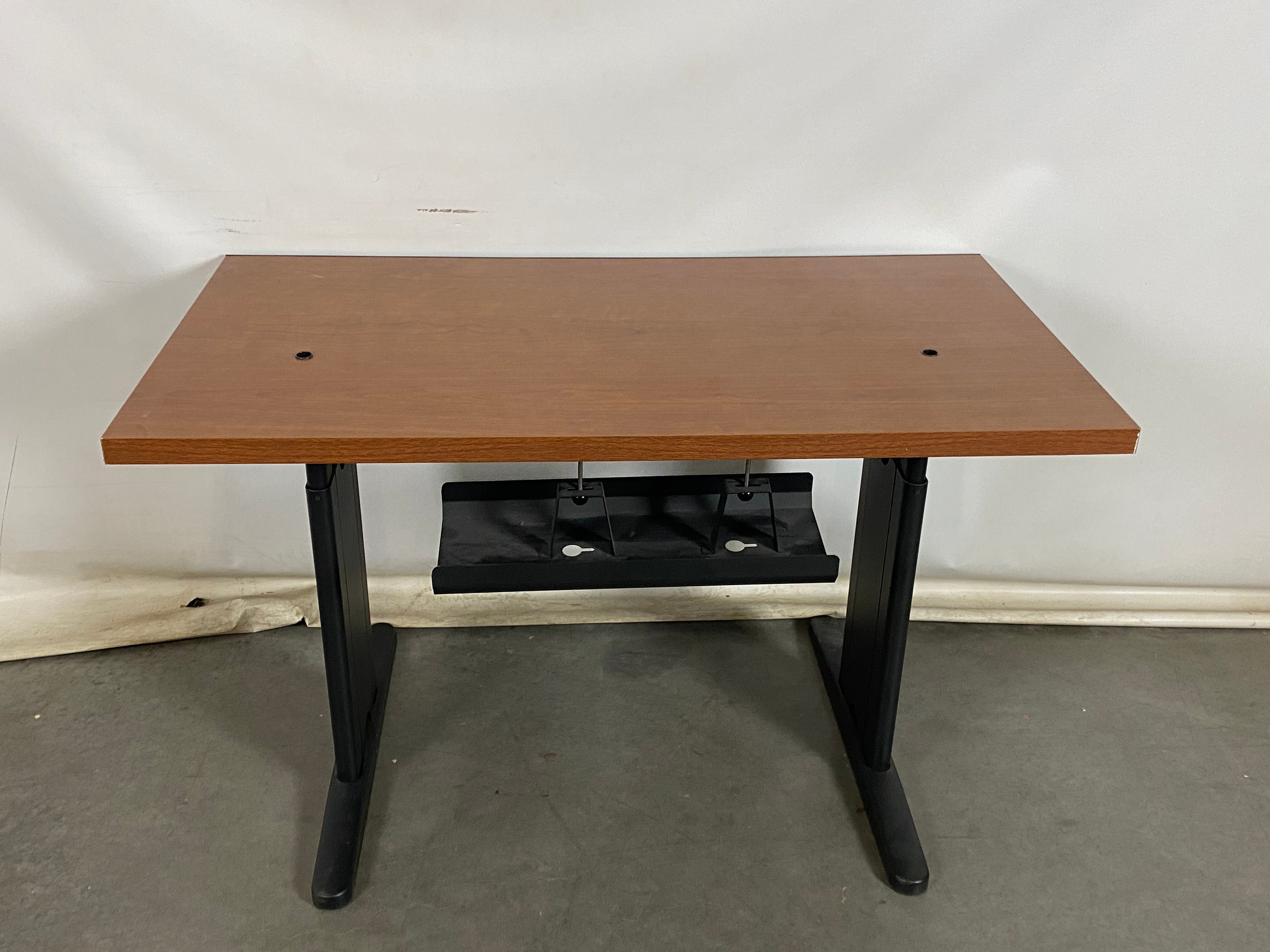 Woodgrain Laminate Adjustable Desk