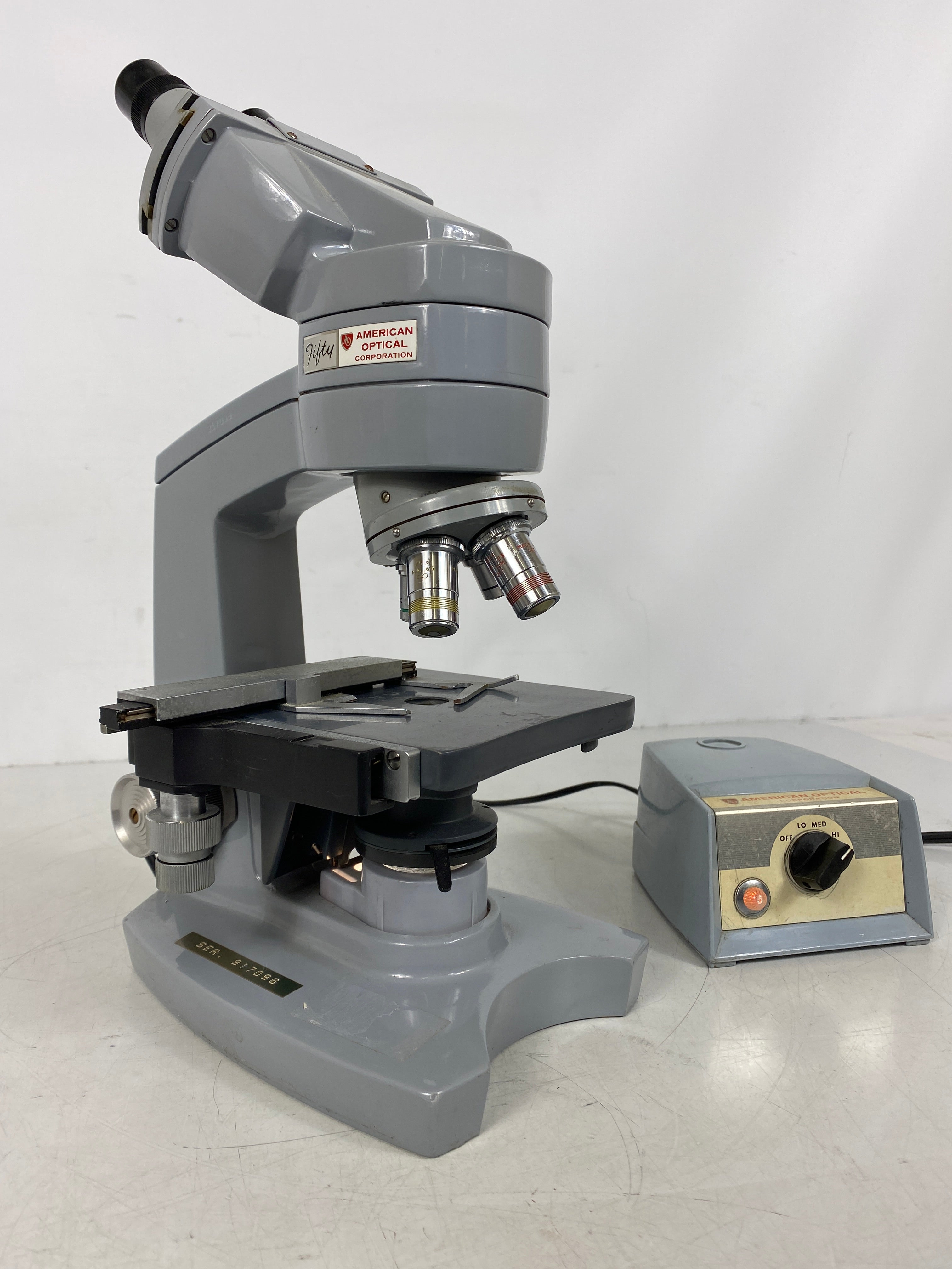 Vintage American Optical "Fifty" Binocular Microscope with 4 Objective Lenses and Power Supply