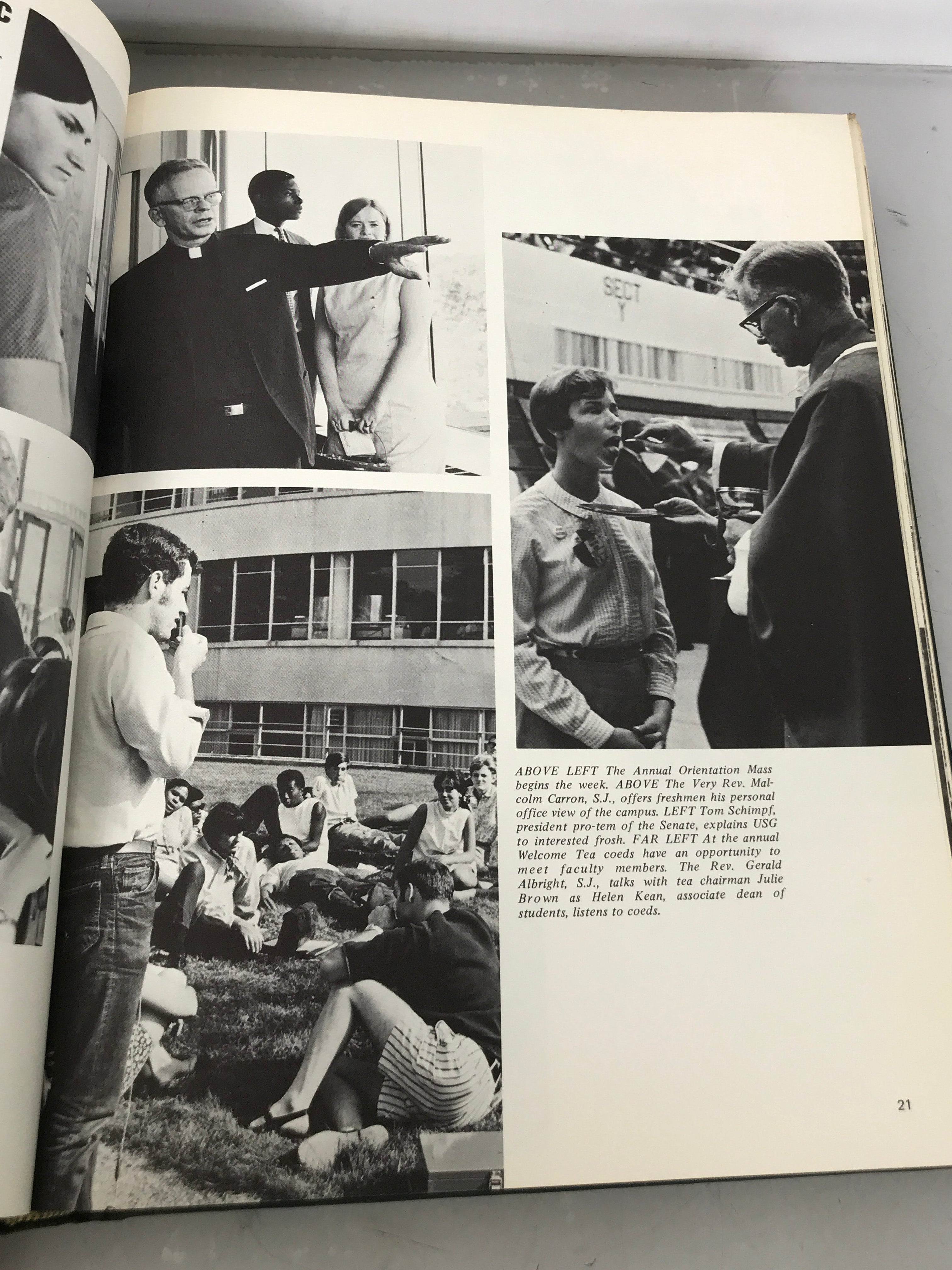 1969 University of Detroit Yearbook Detroit Michigan