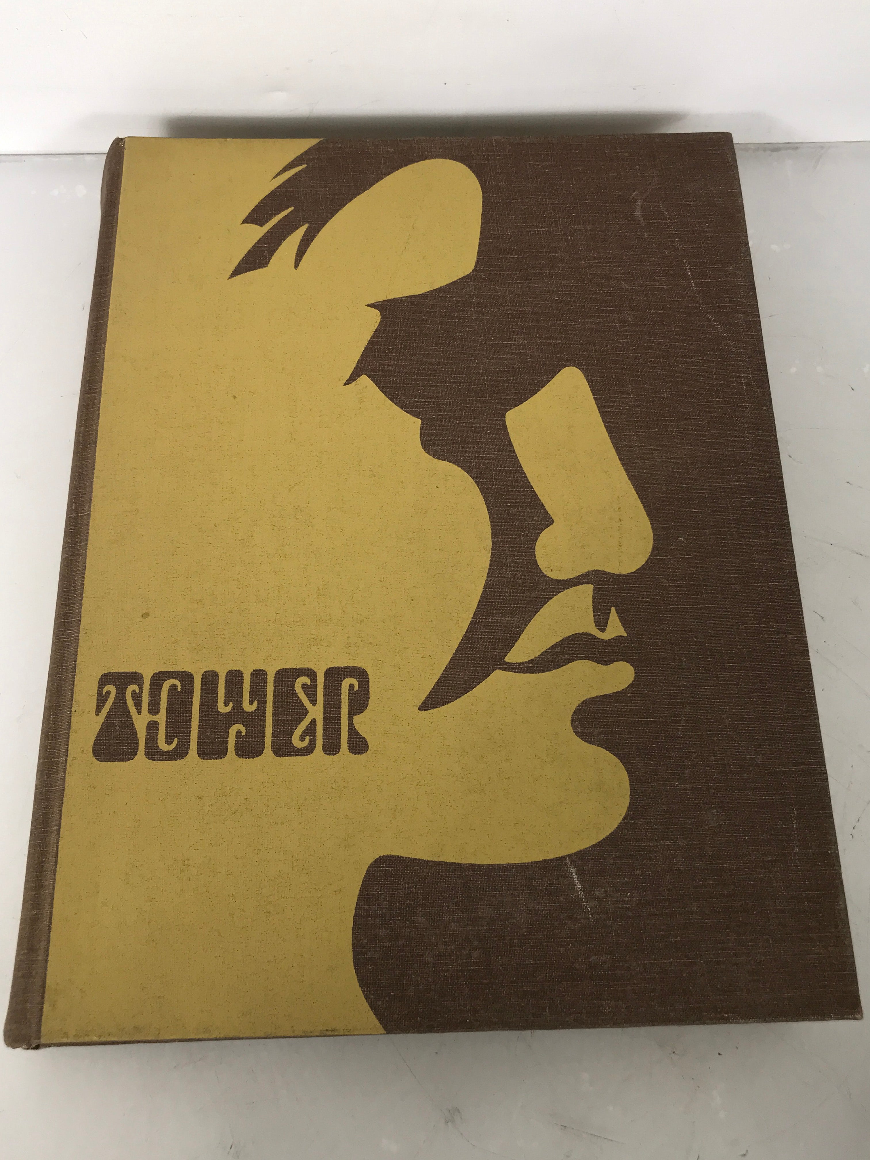 1970 University of Detroit Yearbook Detroit Michigan