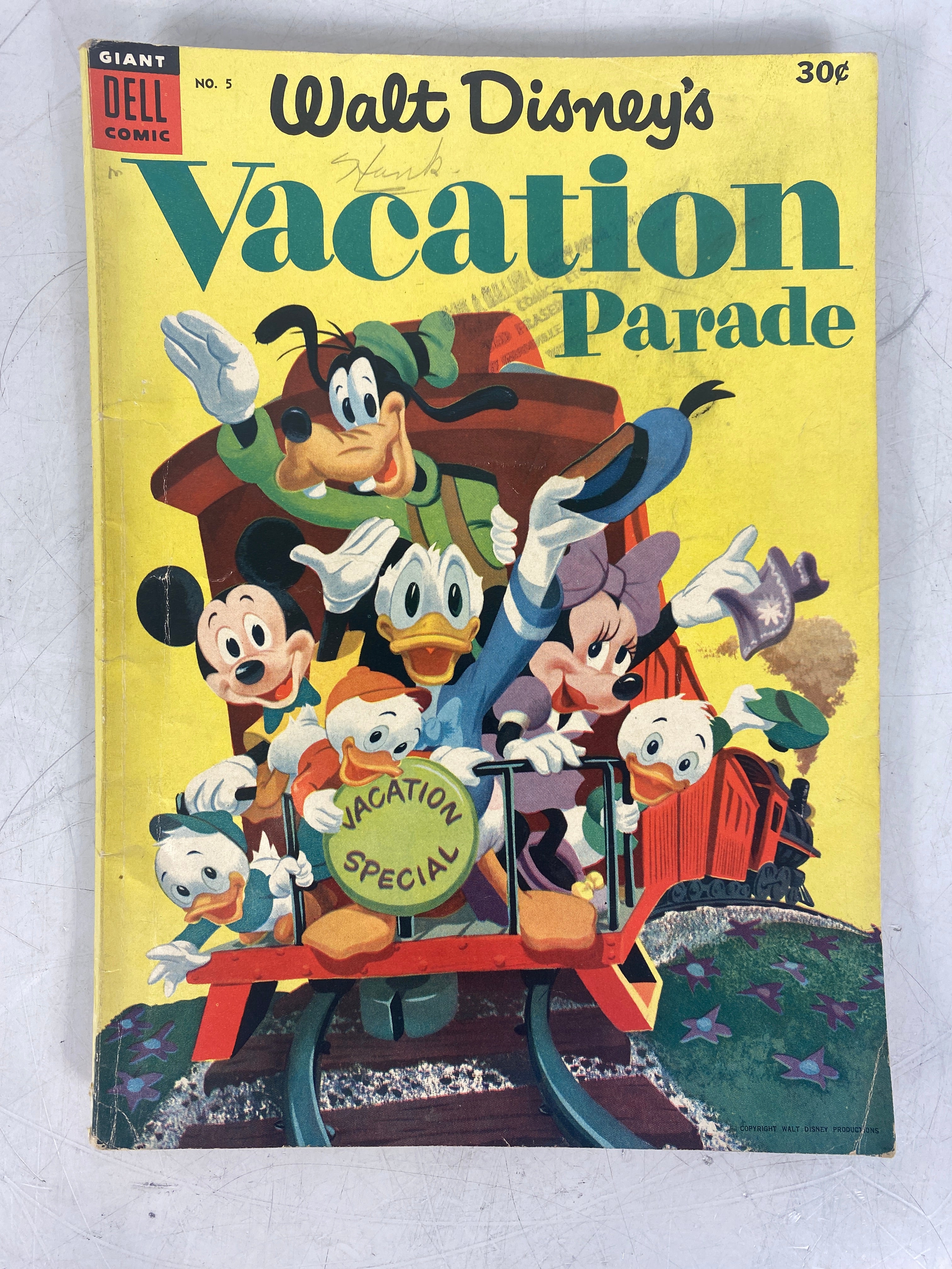 Walt Disney's Vacation Parade Dell Comic (1954)