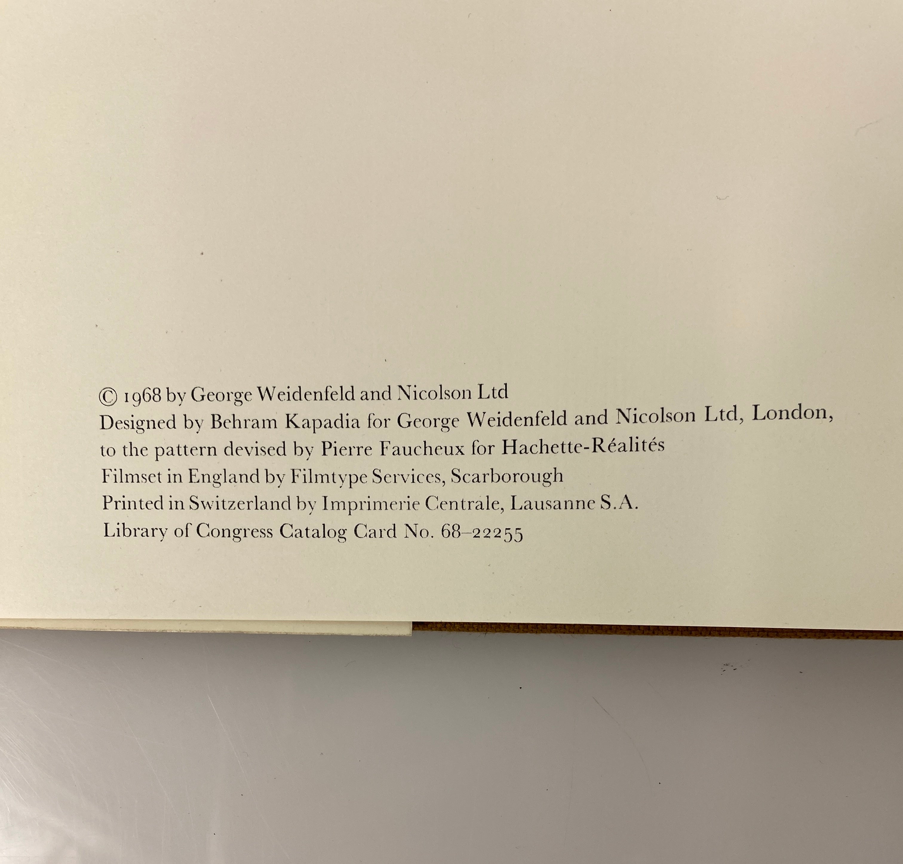 2 Nigel Nicolson: Great Houses of Britain/the Western World 1968 HC DJ