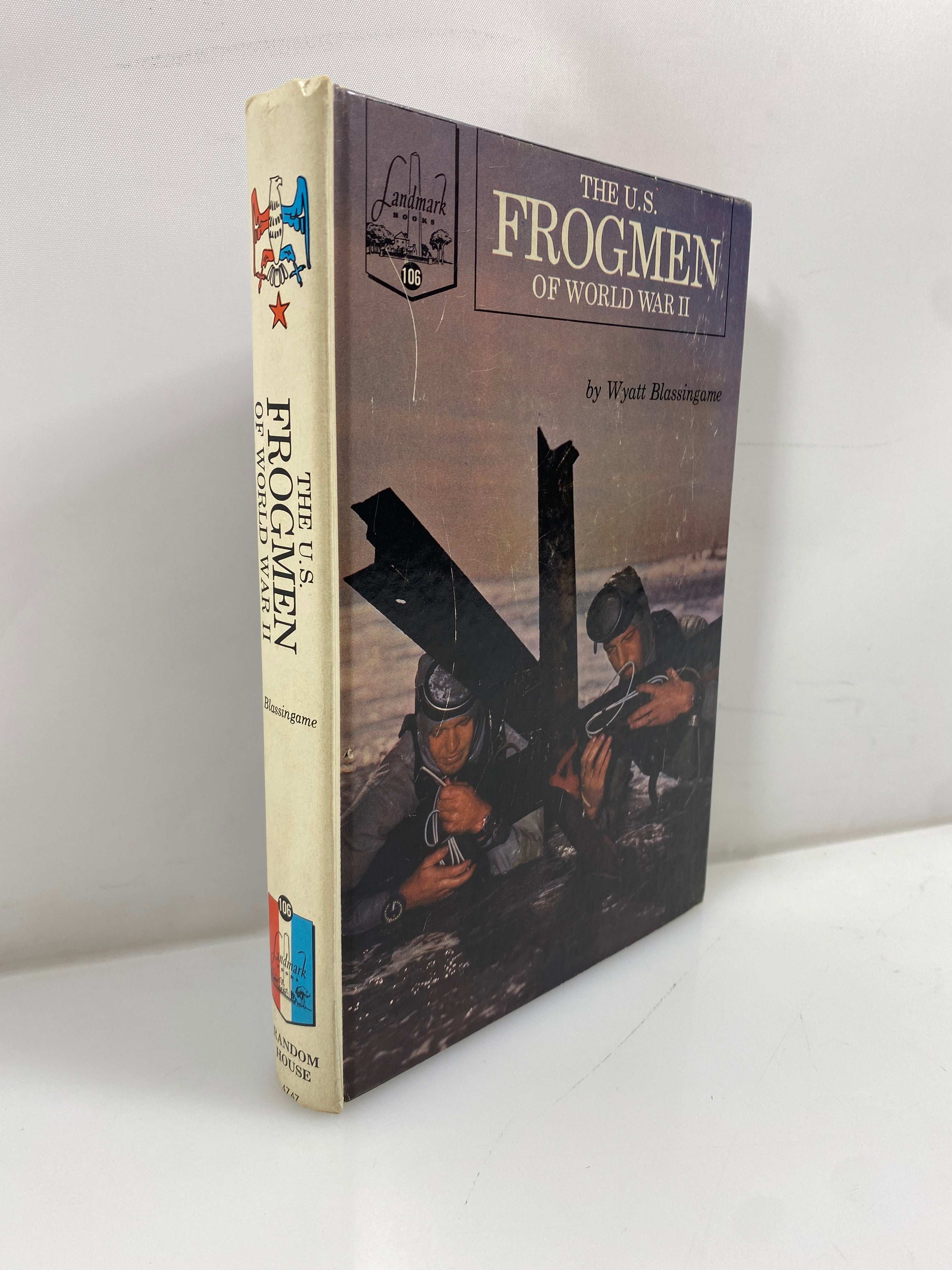 The U.S. Frogmen of WWII Wyatt Blassingame Random House 1964 HC