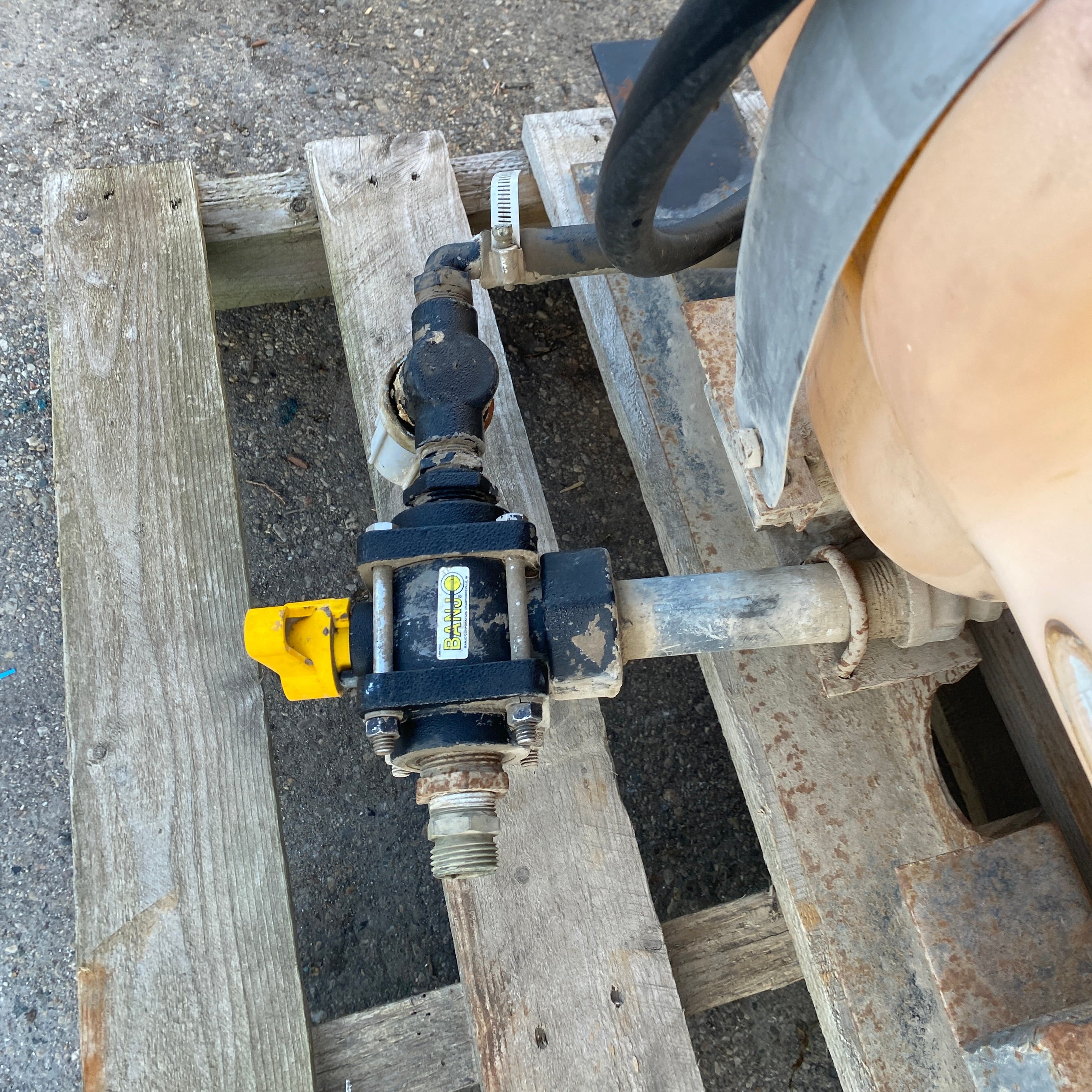 Fimco Plastic Liquid Container/Sprayer