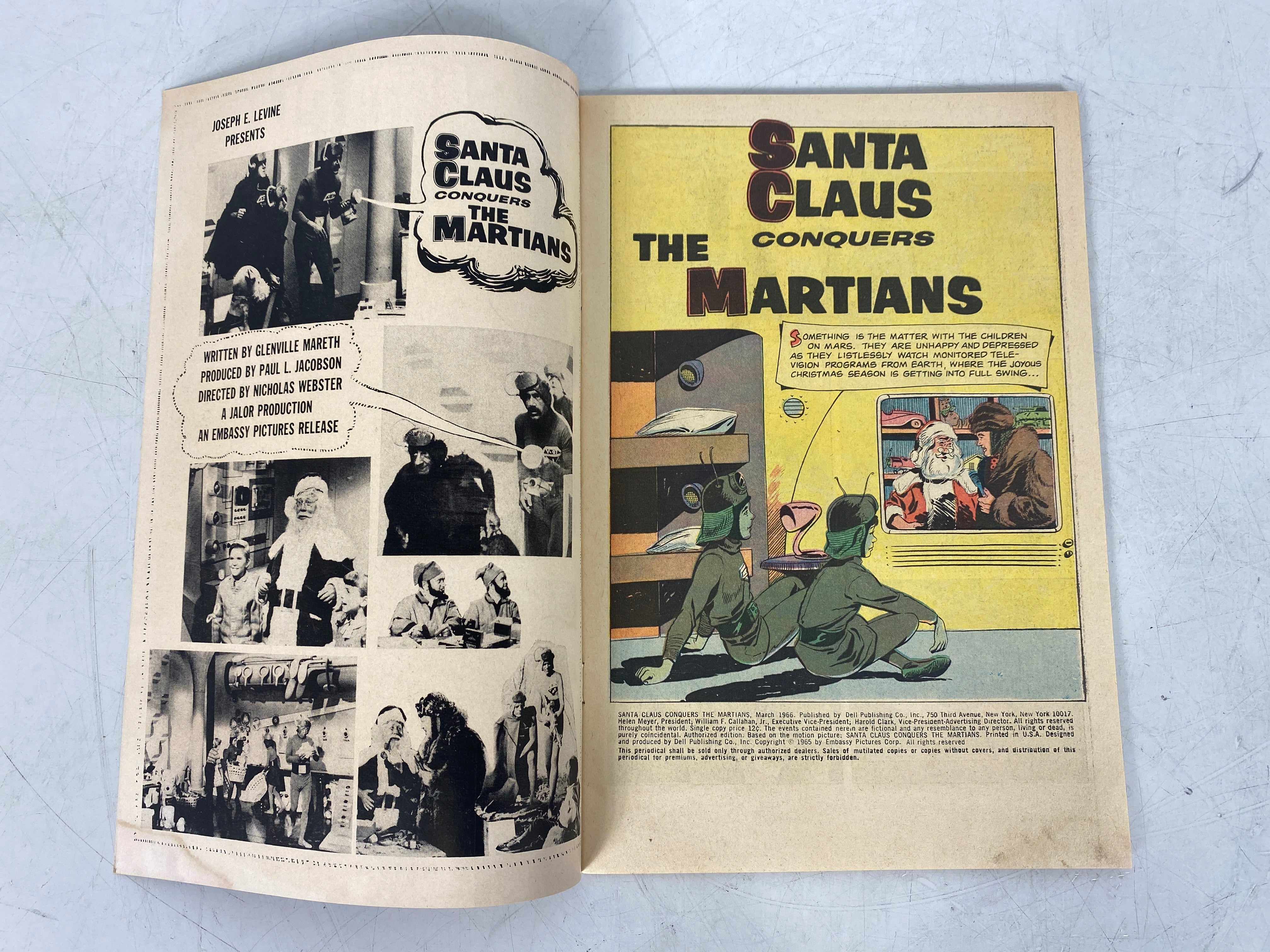 Santa Claus Conquers the Martians Dell Comics Movie Classic 1966