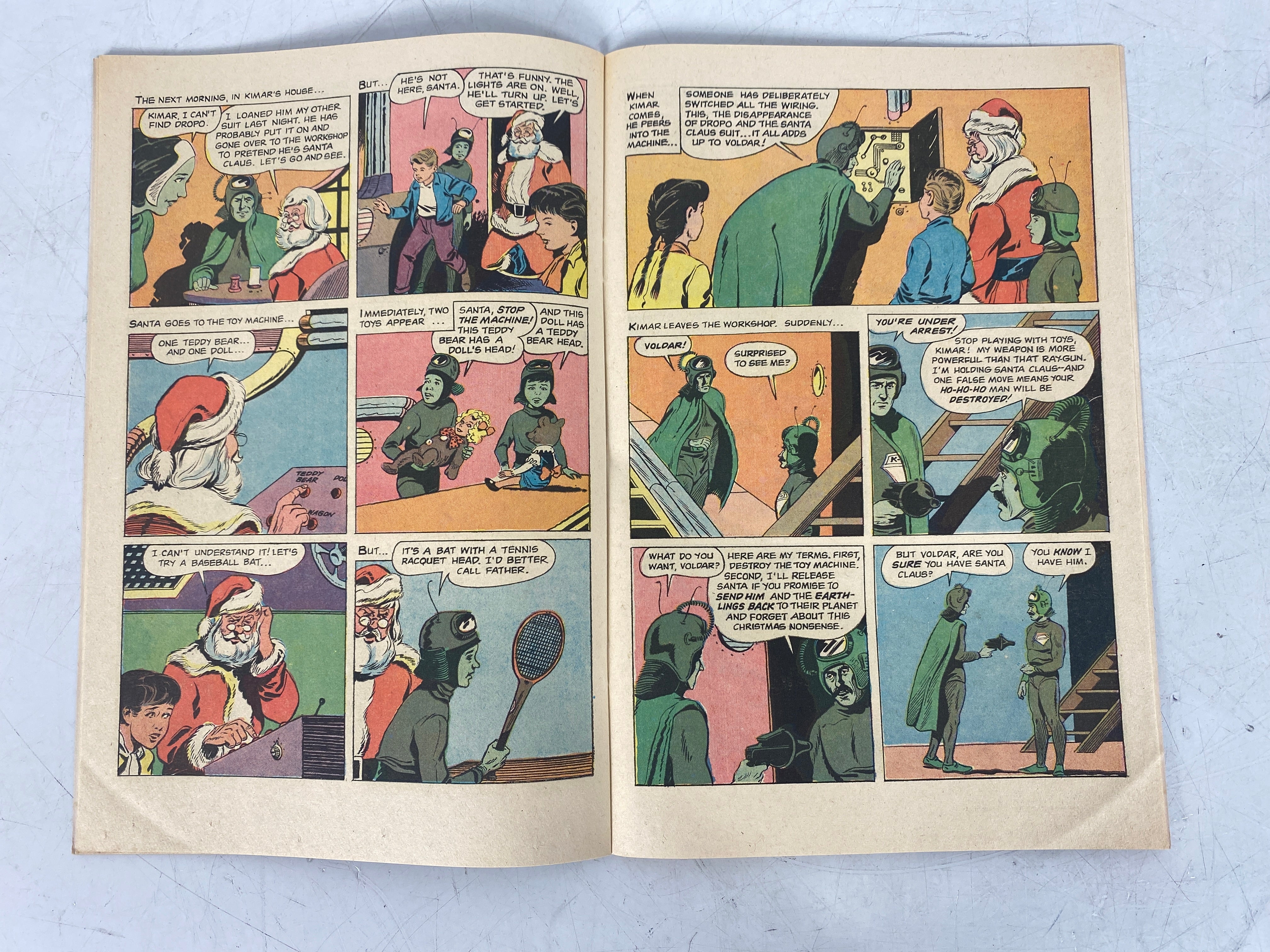 Santa Claus Conquers the Martians Dell Comics Movie Classic 1966