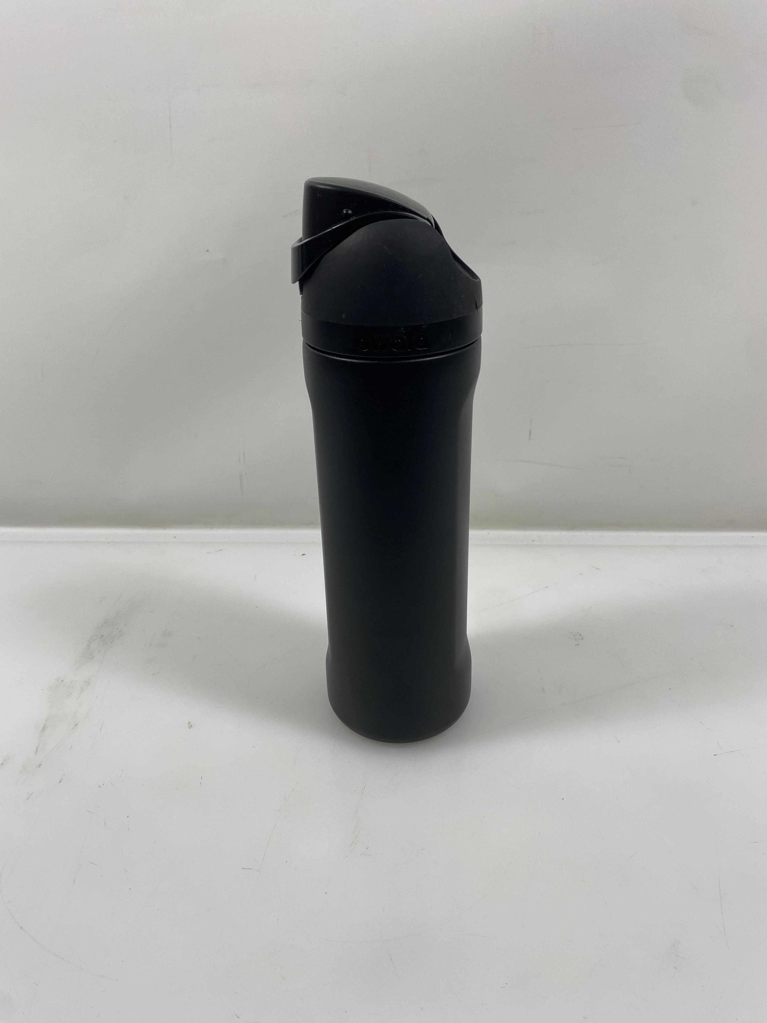 Owala Black Water Bottle 24oz