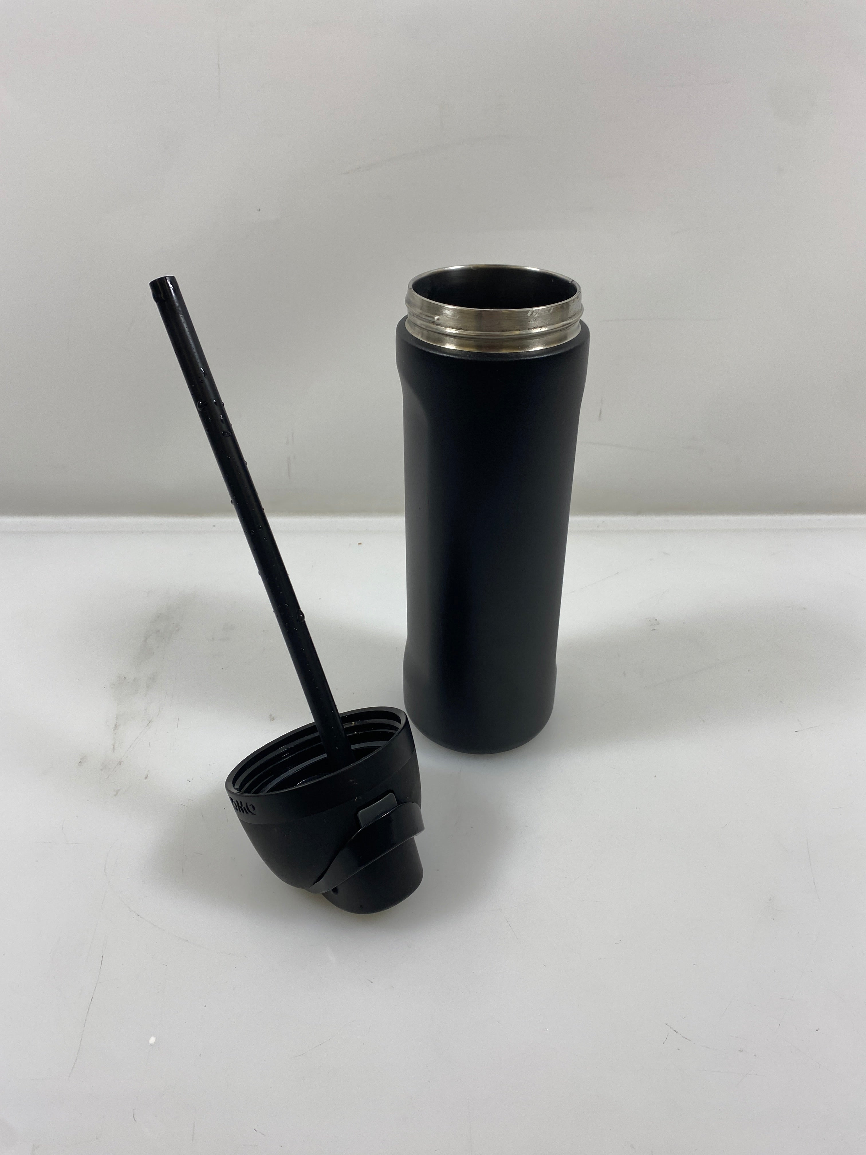 Owala Black Water Bottle 24oz