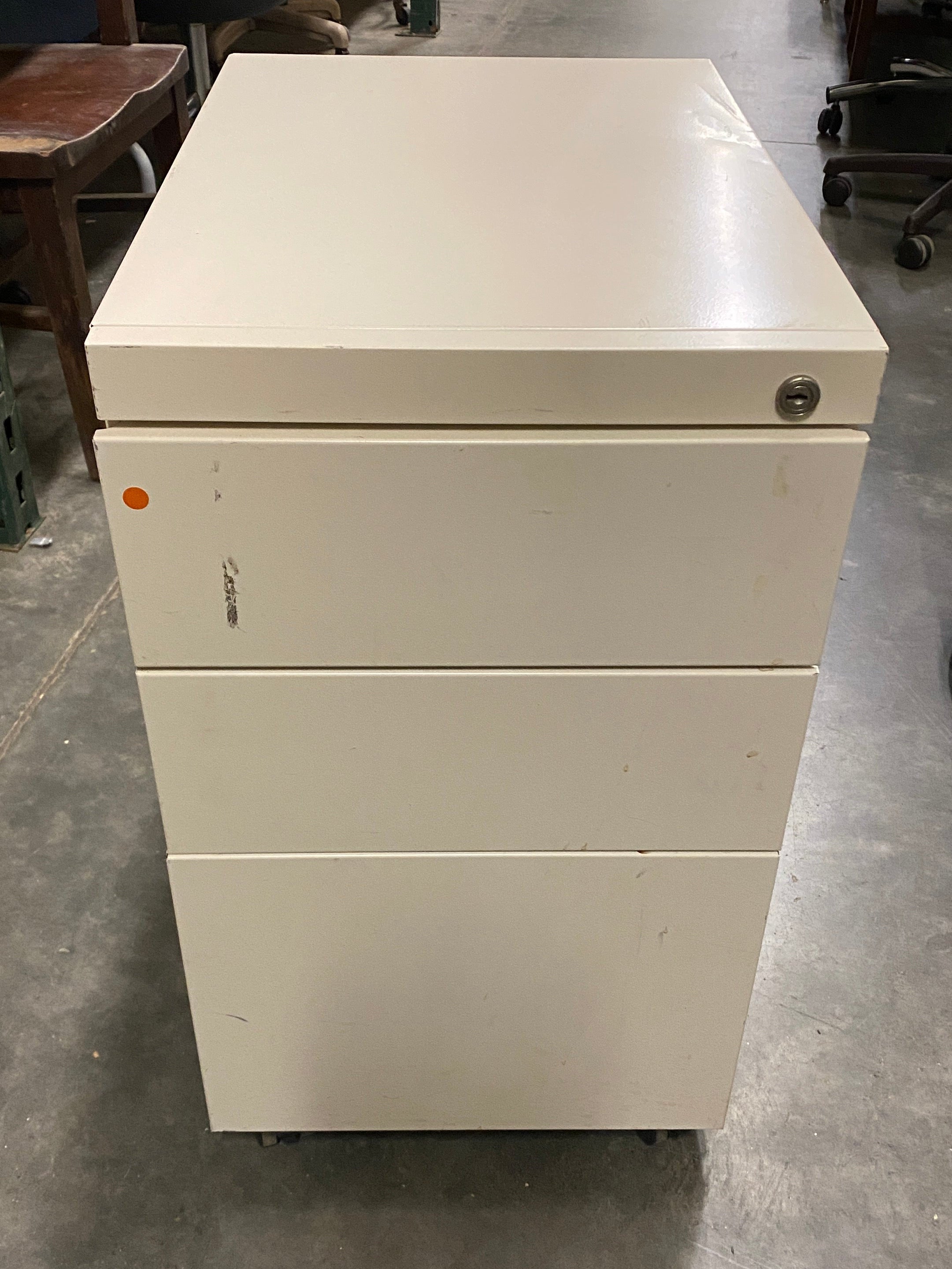Beige 3 Drawer Mobile File Cabinet