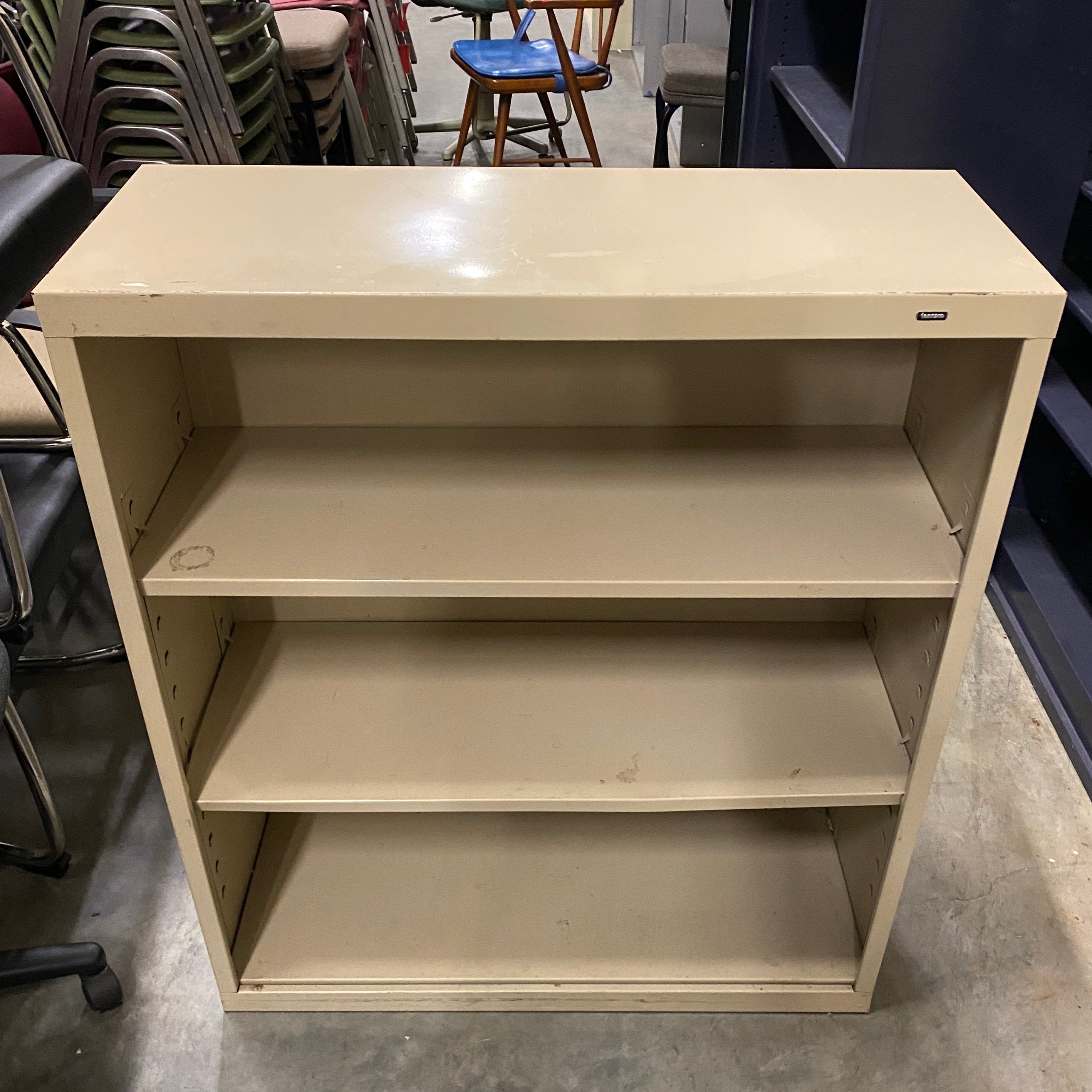 Tennsco 3 Shelf Beige Metal Shelf