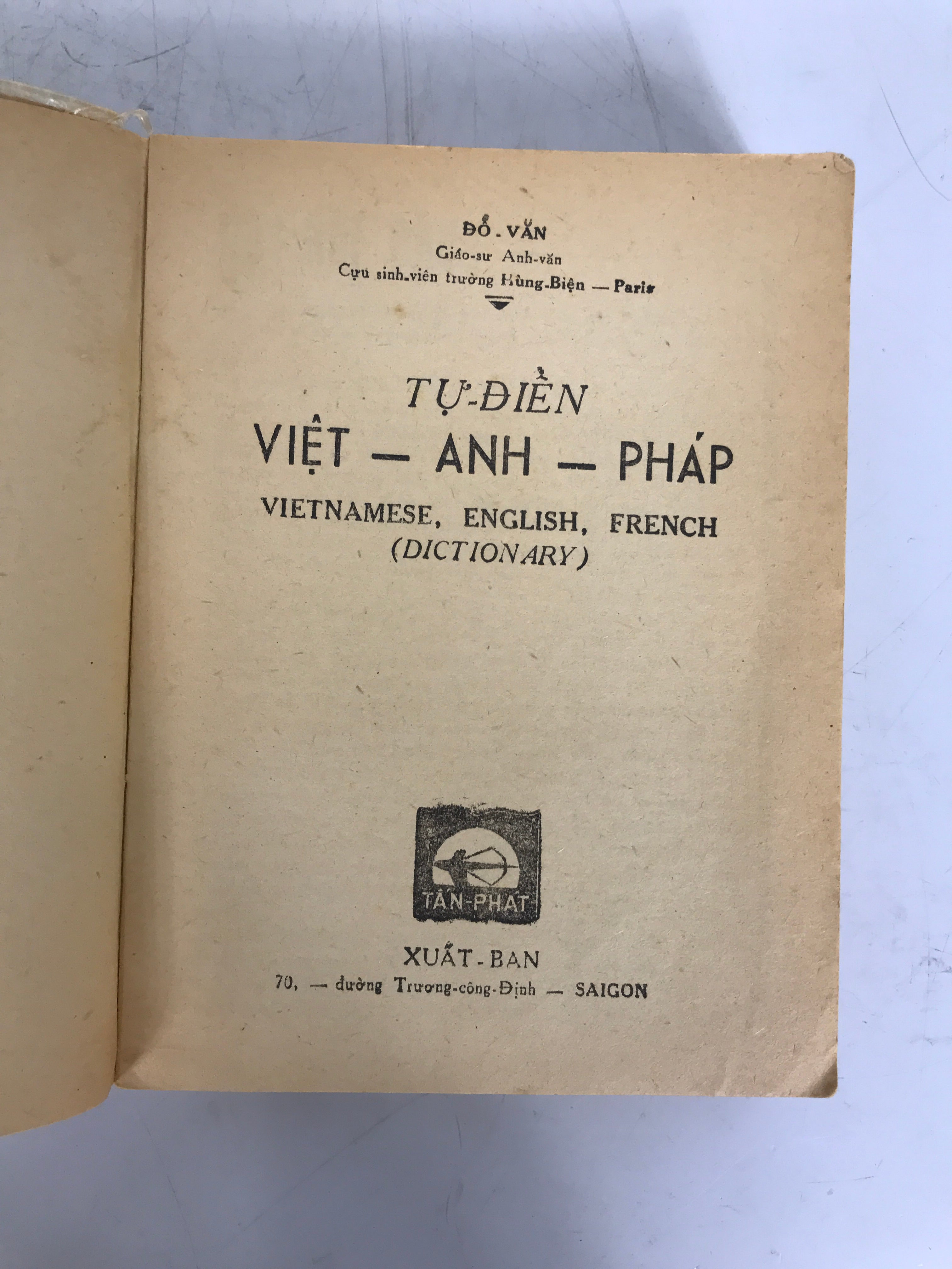 Tu-Dien Viet-Anh-Phap Vietnamese-English-French Dictionary SC