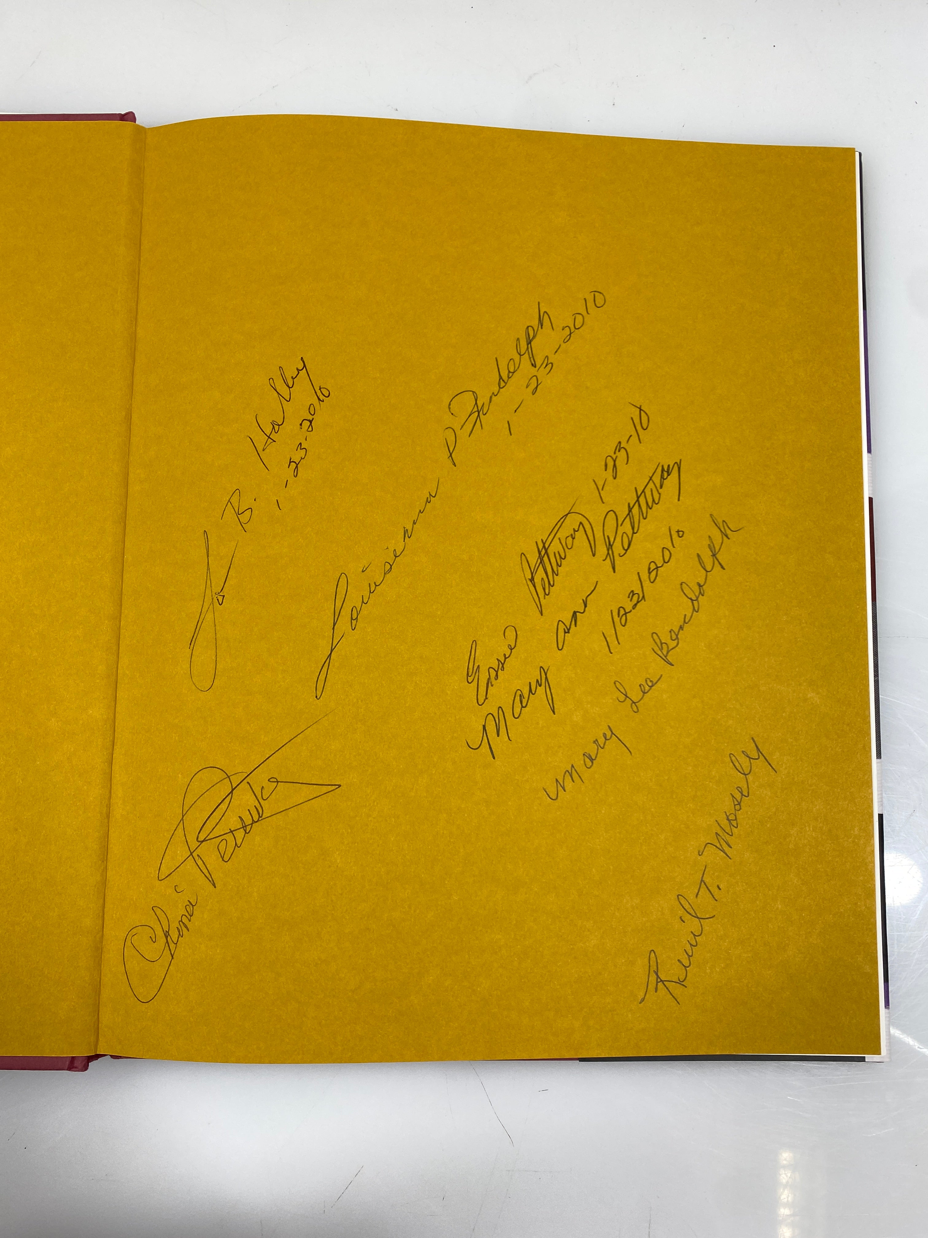 *Signed* Mary Lee Bendolph, Gee's Bend Quilts, and Beyond 2006 HCDJ