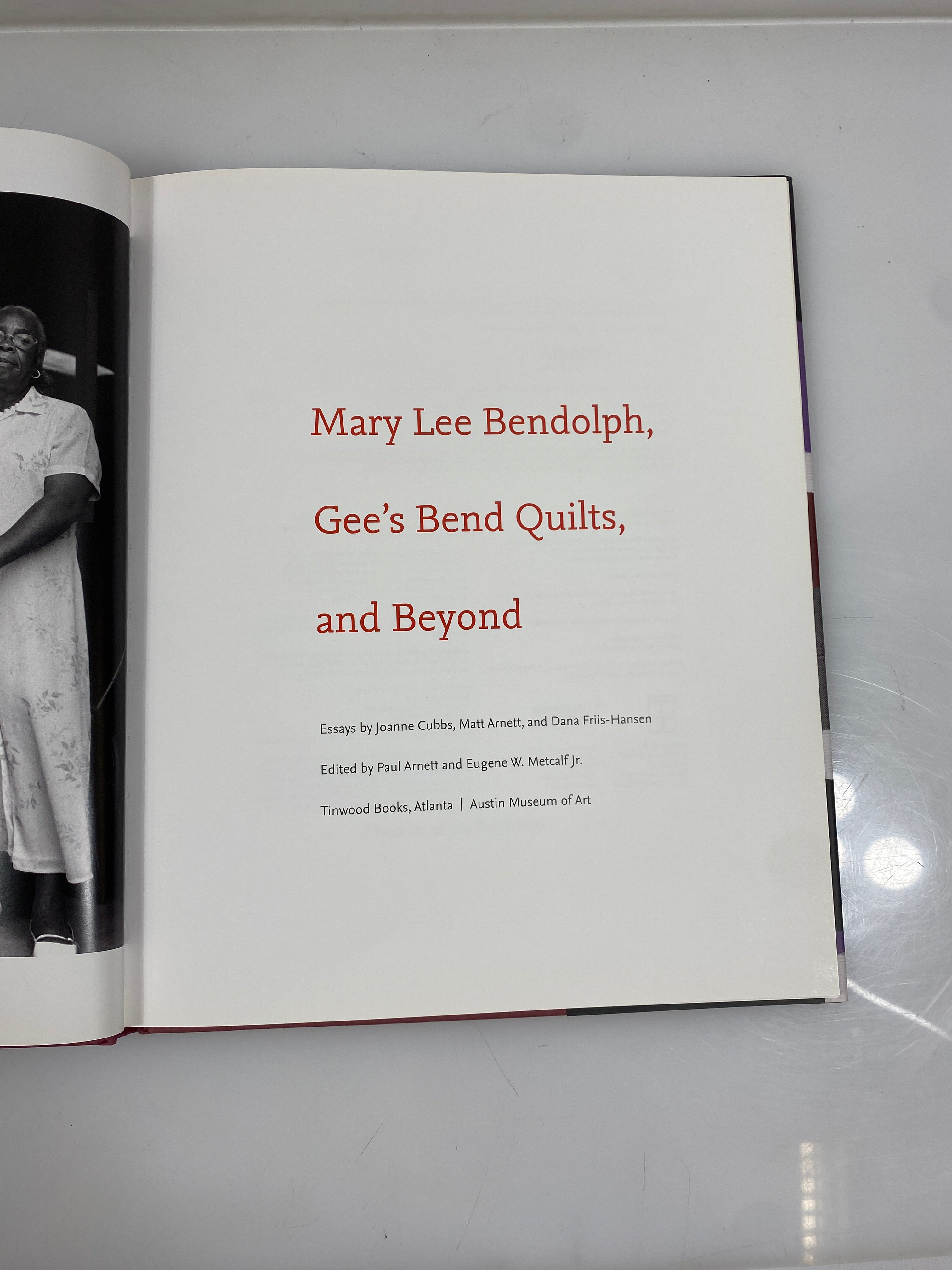 *Signed* Mary Lee Bendolph, Gee's Bend Quilts, and Beyond 2006 HCDJ