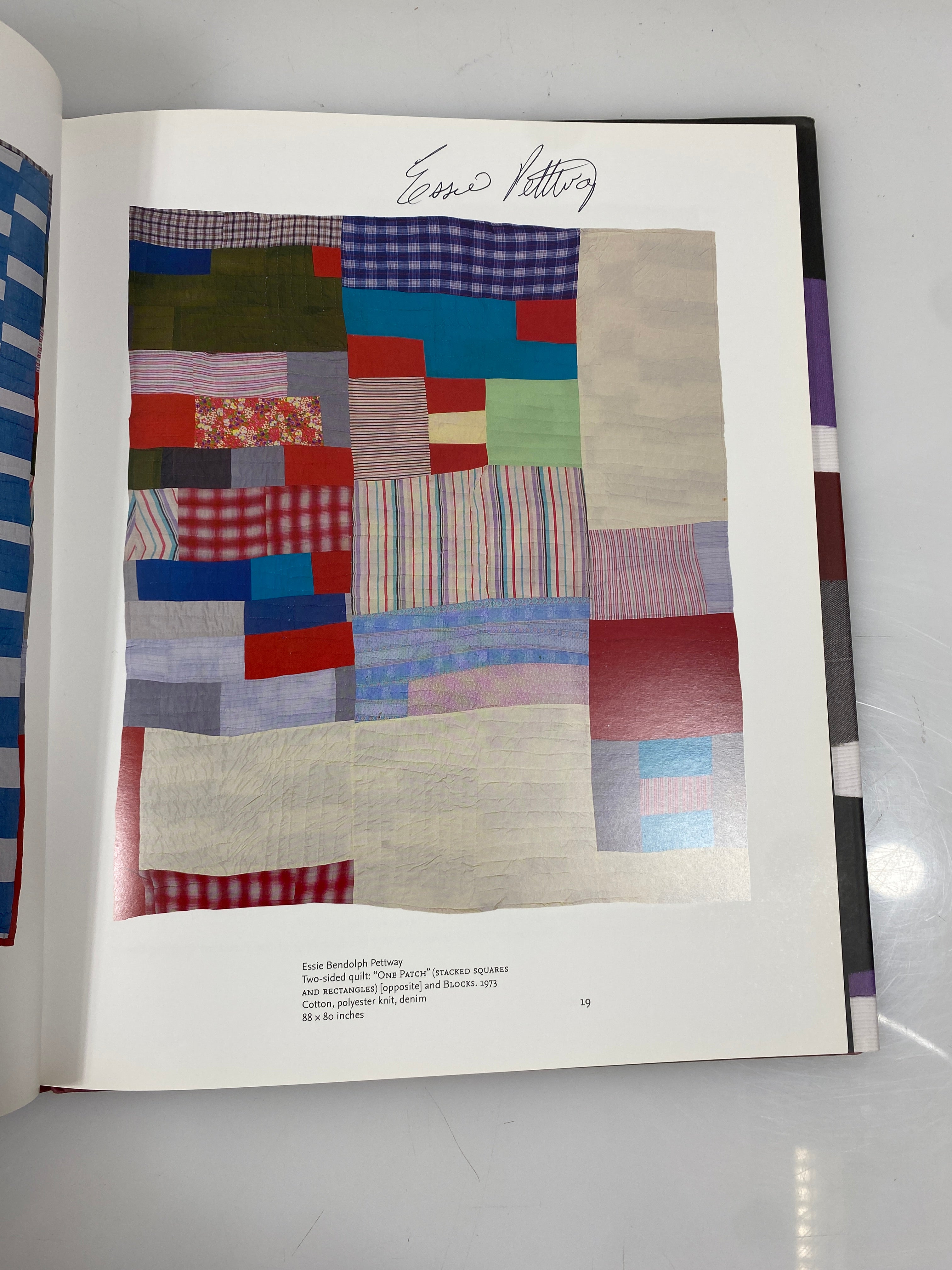 *Signed* Mary Lee Bendolph, Gee's Bend Quilts, and Beyond 2006 HCDJ