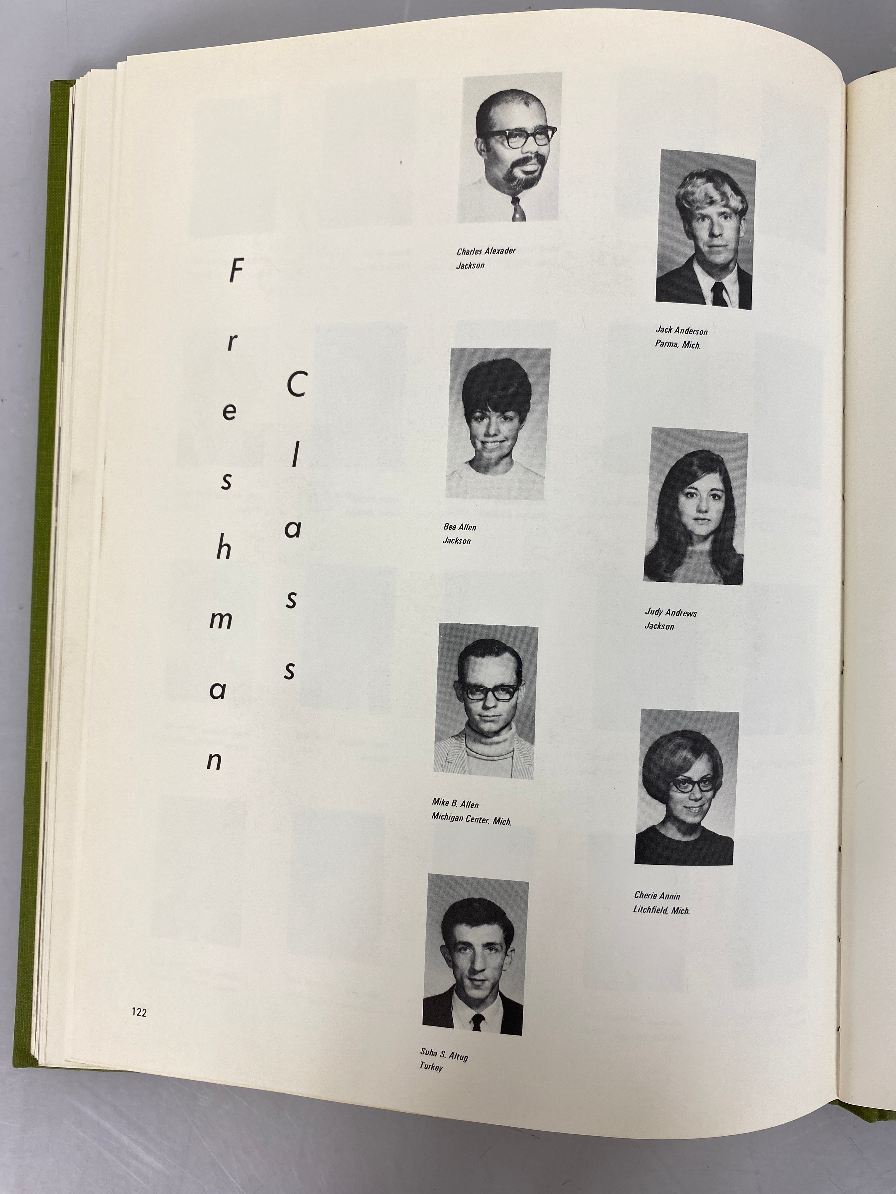 1969 Jackson Community College Yearbook Jackson Michigan Delphian