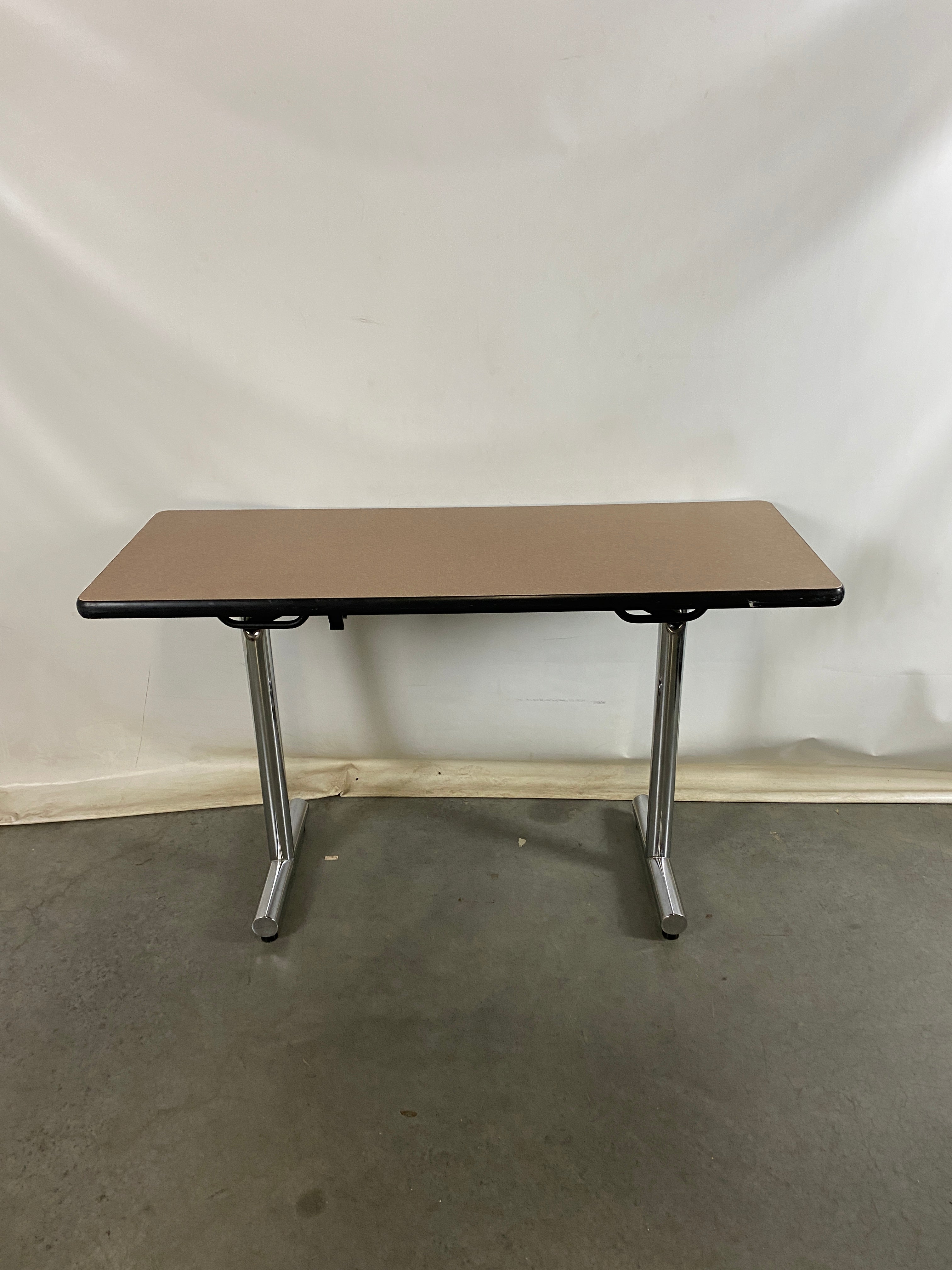 Versteel #PET1 Laminate Top Folding Table