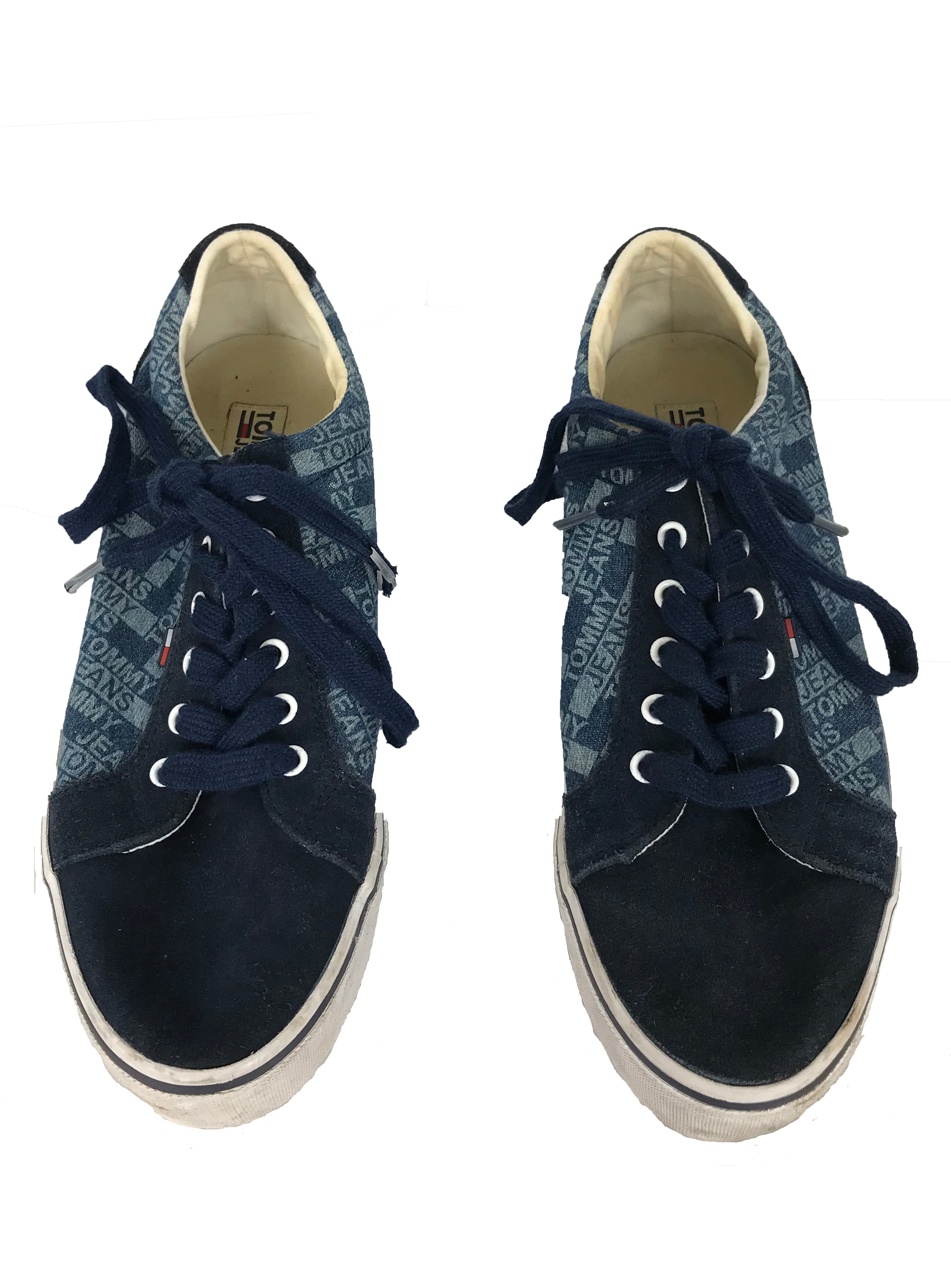 forord maternal Titicacasøen Tommy Hilfiger Blue Canvas Sneakers Women's Size 9 – MSU Surplus Store